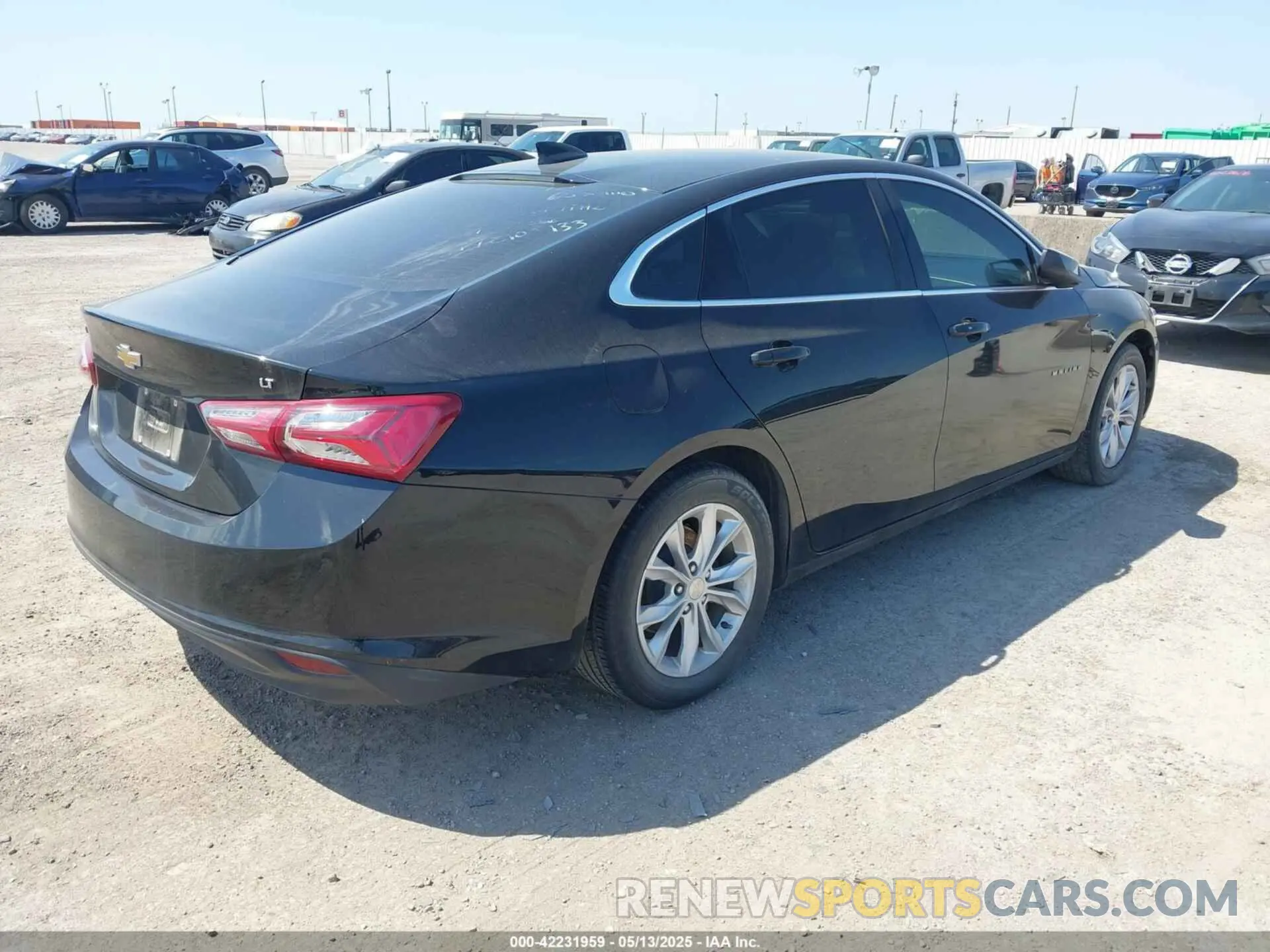 4 Photograph of a damaged car 1G1ZD5ST5LF061502 CHEVROLET MALIBU 2020