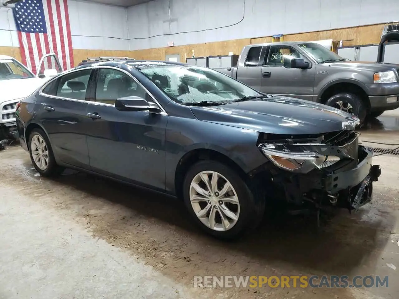 4 Photograph of a damaged car 1G1ZD5ST5LF066036 CHEVROLET MALIBU 2020