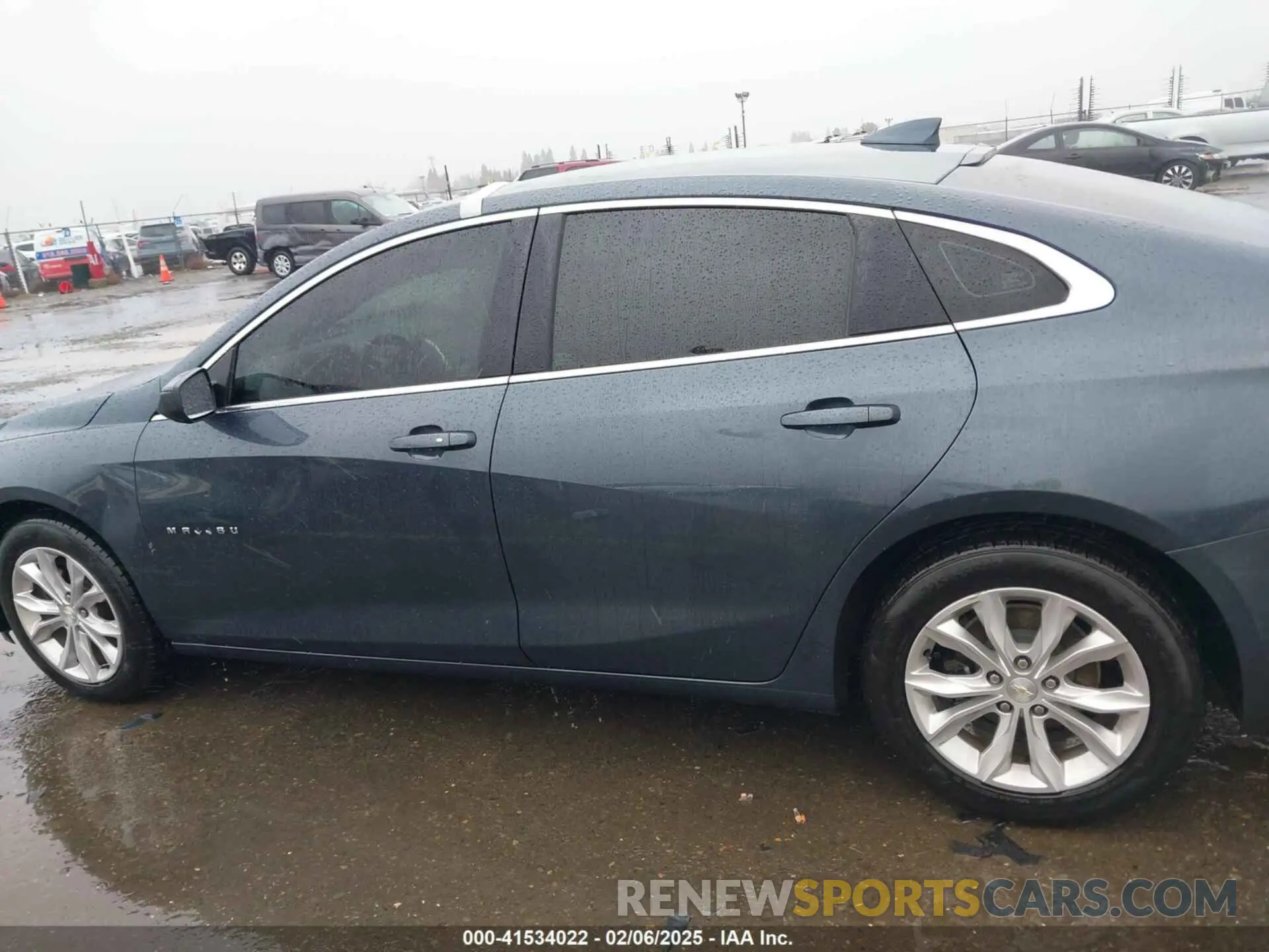 14 Photograph of a damaged car 1G1ZD5ST5LF072404 CHEVROLET MALIBU 2020