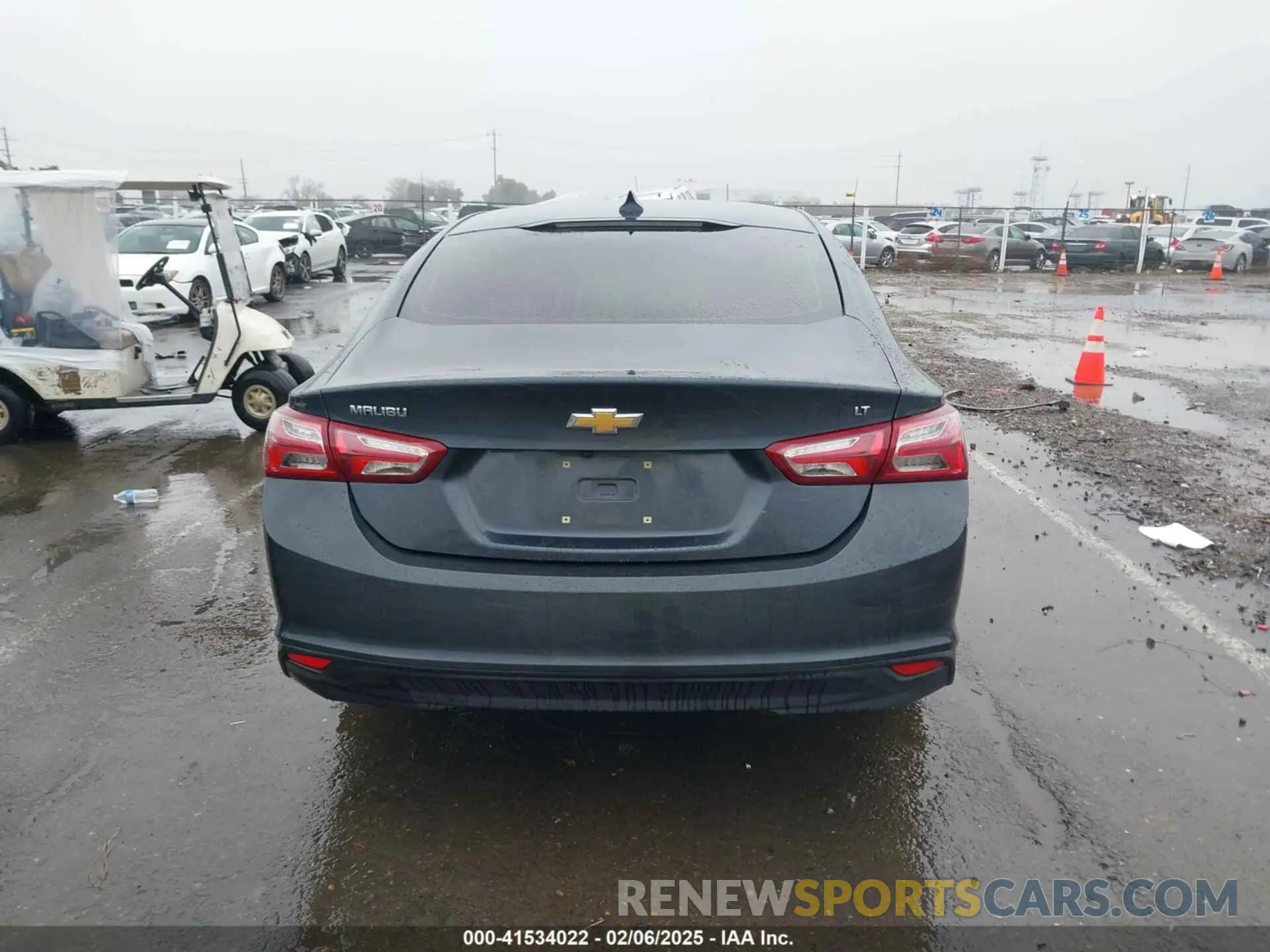 16 Photograph of a damaged car 1G1ZD5ST5LF072404 CHEVROLET MALIBU 2020