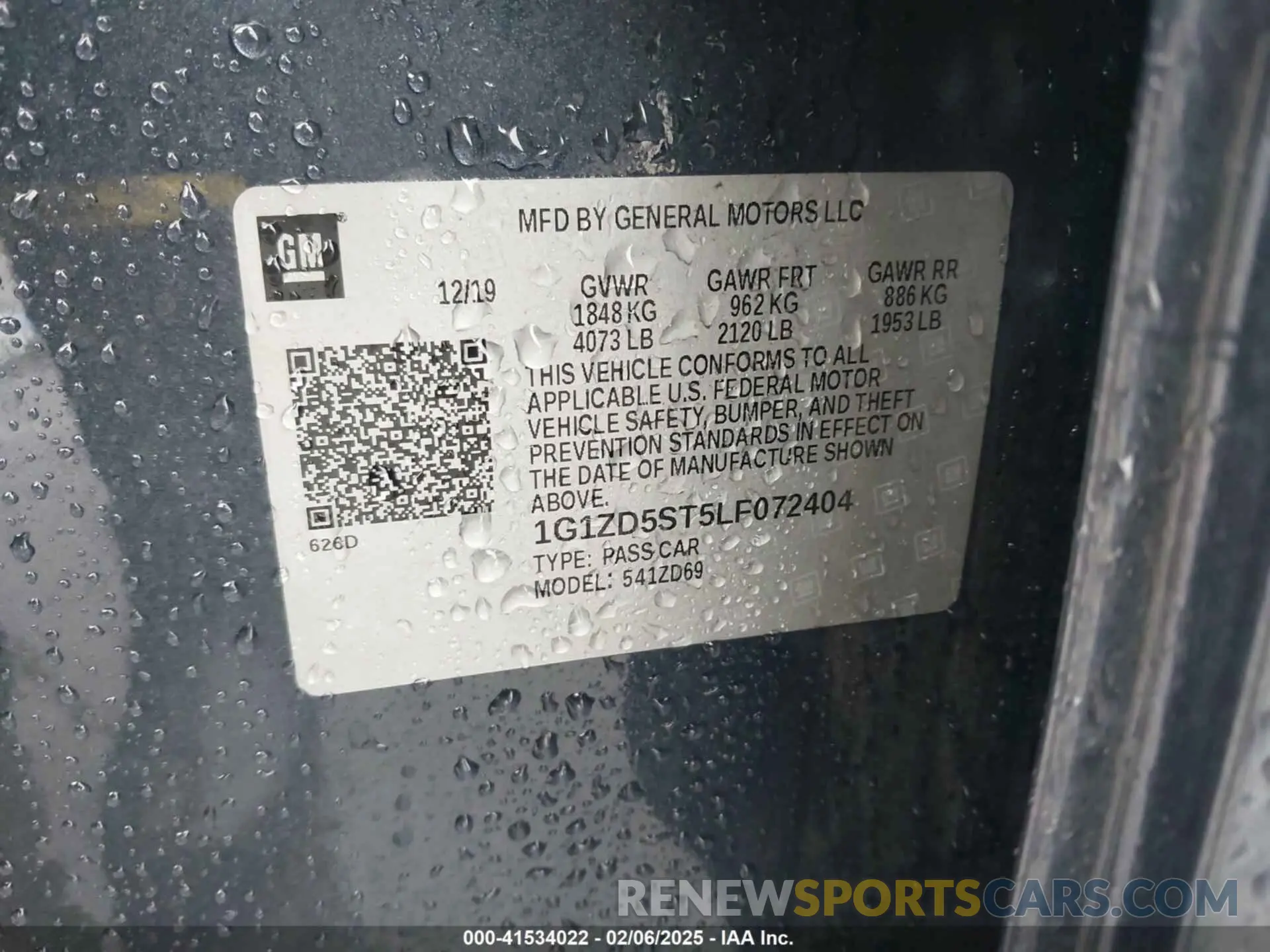 9 Photograph of a damaged car 1G1ZD5ST5LF072404 CHEVROLET MALIBU 2020