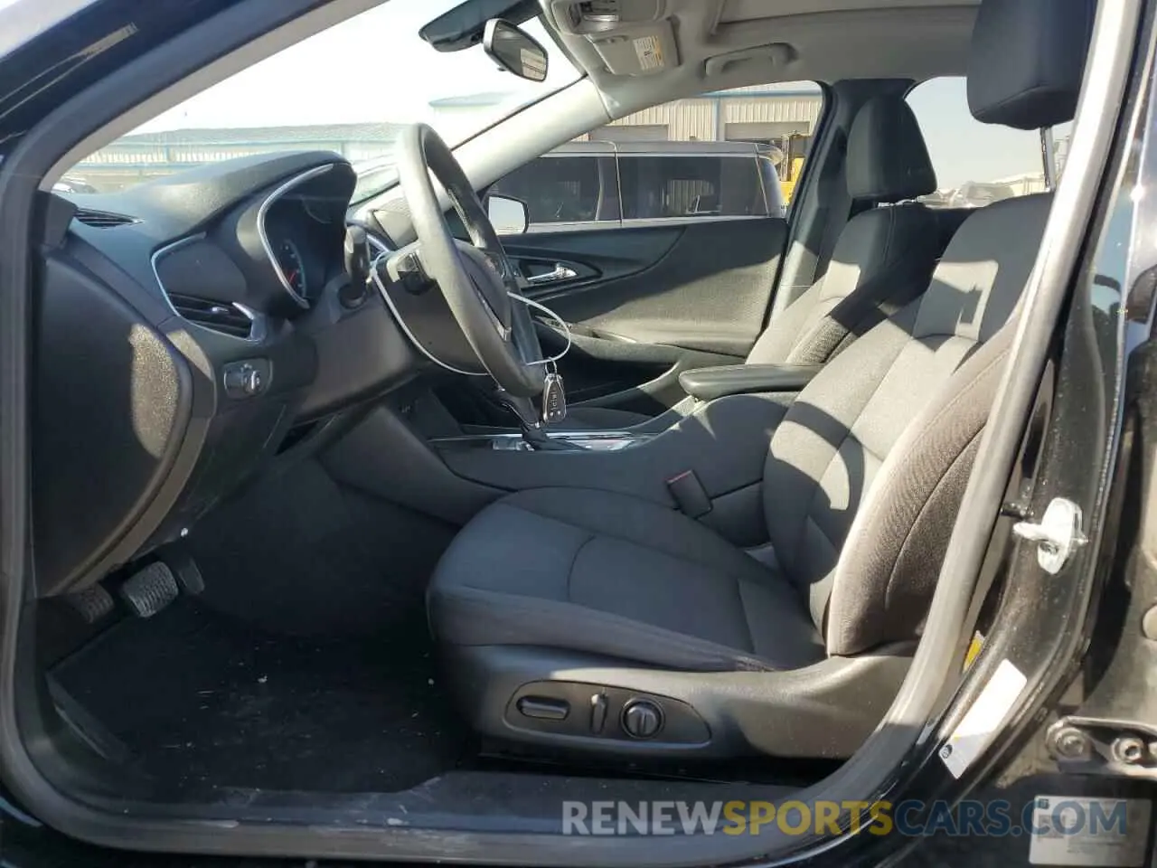 7 Photograph of a damaged car 1G1ZD5ST5LF088845 CHEVROLET MALIBU 2020