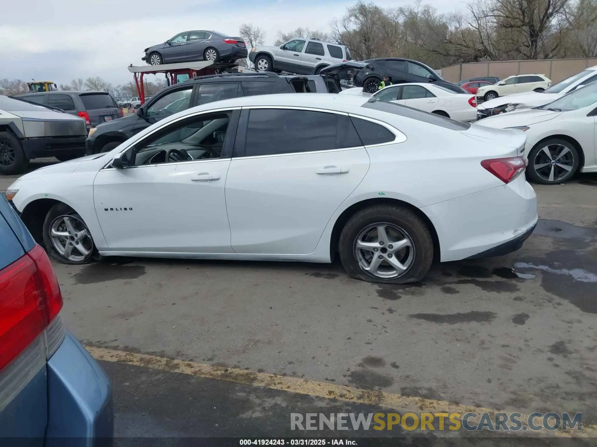 14 Photograph of a damaged car 1G1ZD5ST5LF090918 CHEVROLET MALIBU 2020