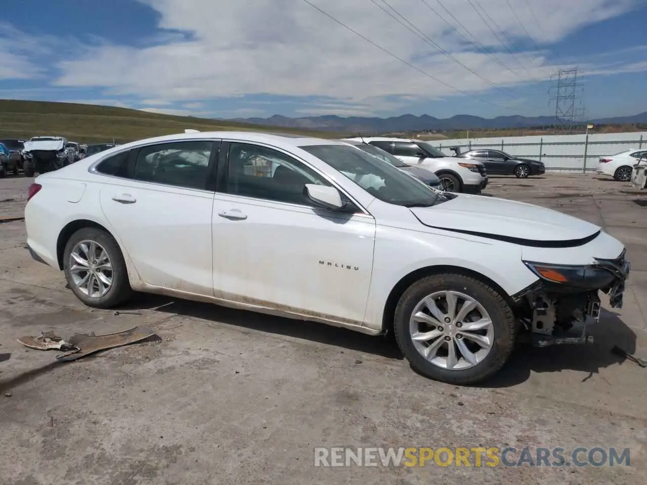 4 Photograph of a damaged car 1G1ZD5ST5LF105207 CHEVROLET MALIBU 2020