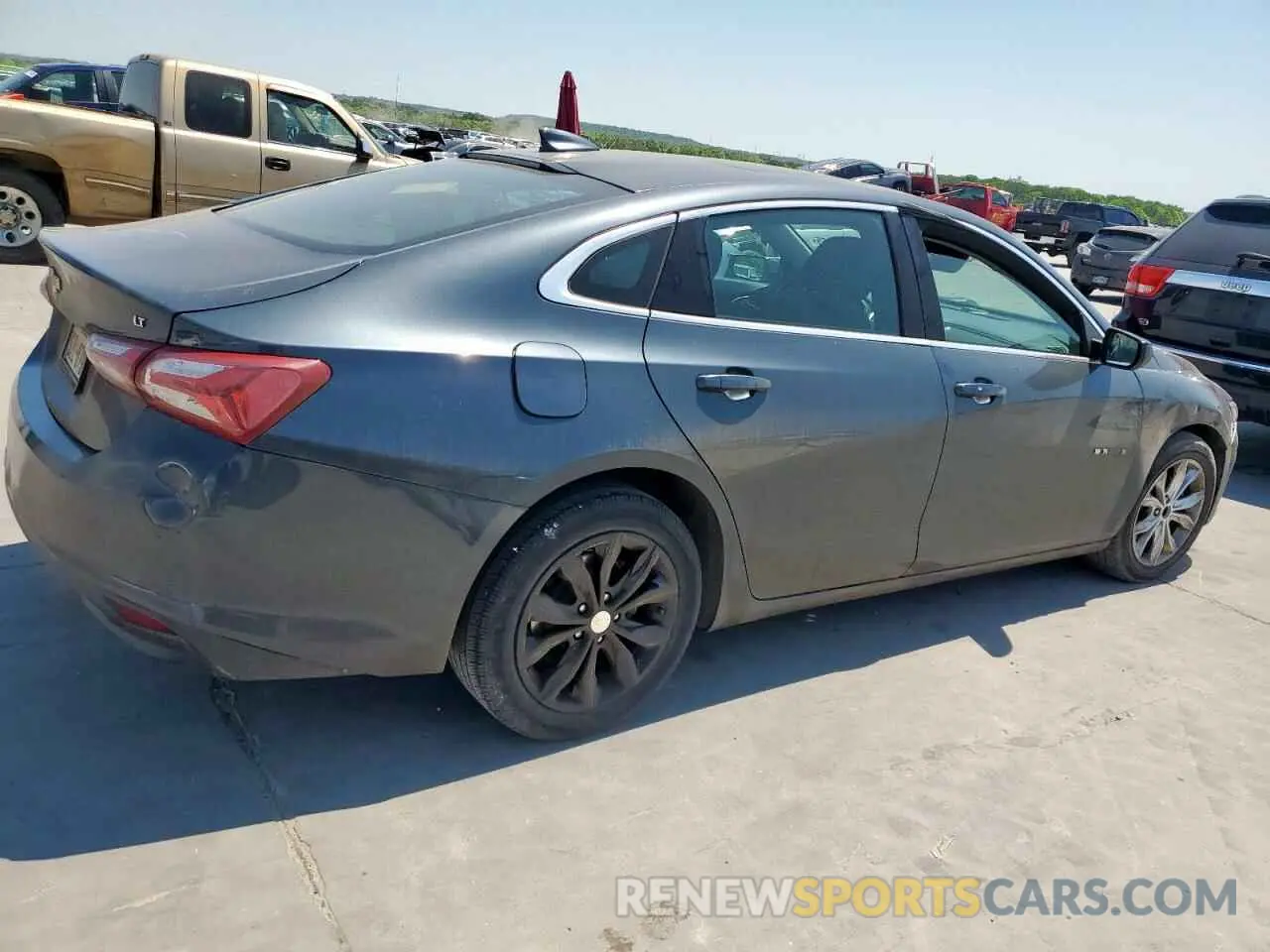 3 Photograph of a damaged car 1G1ZD5ST5LF109869 CHEVROLET MALIBU 2020