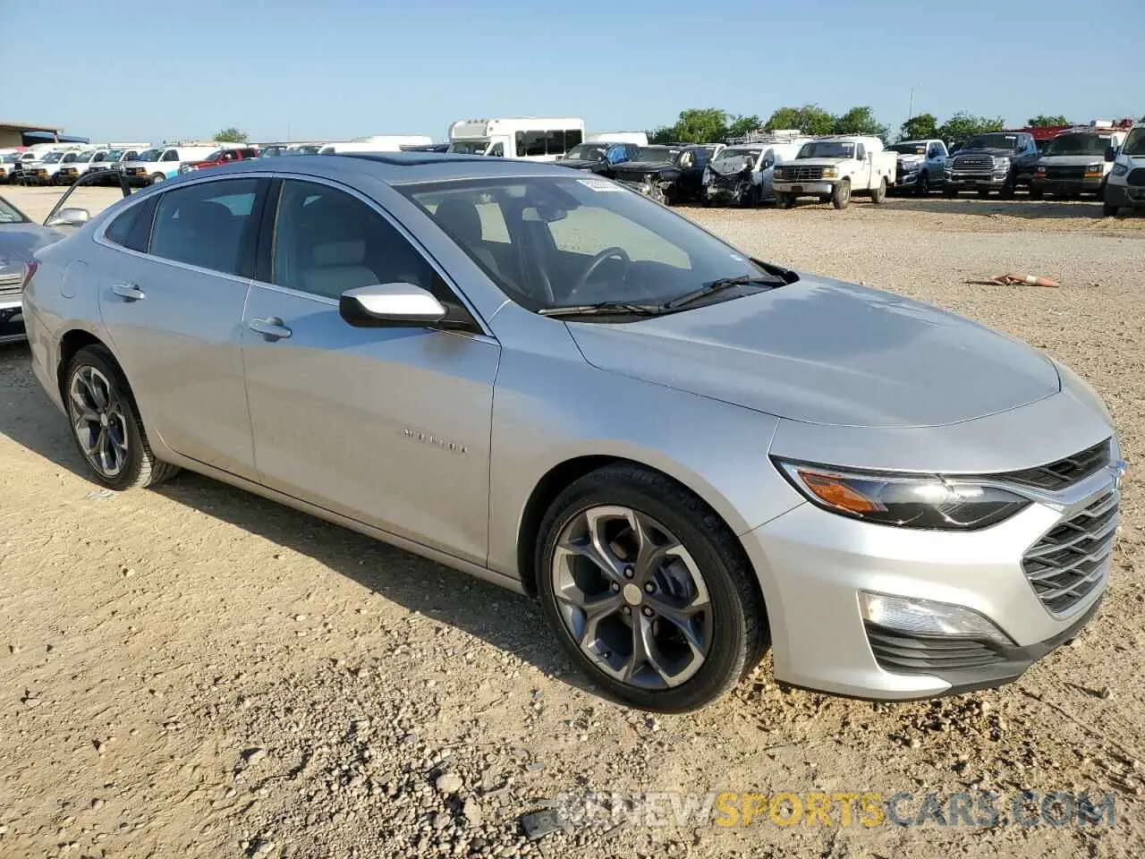 4 Photograph of a damaged car 1G1ZD5ST5LF110505 CHEVROLET MALIBU 2020