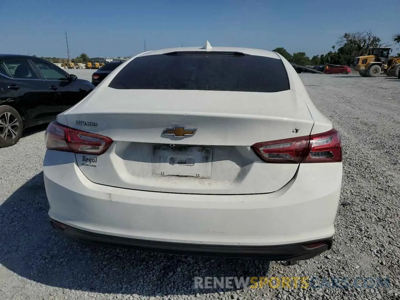 6 Photograph of a damaged car 1G1ZD5ST5LF111962 CHEVROLET MALIBU 2020