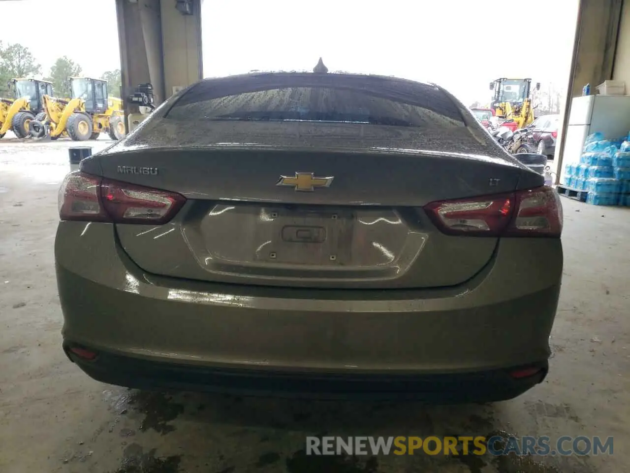 6 Photograph of a damaged car 1G1ZD5ST5LF117034 CHEVROLET MALIBU 2020