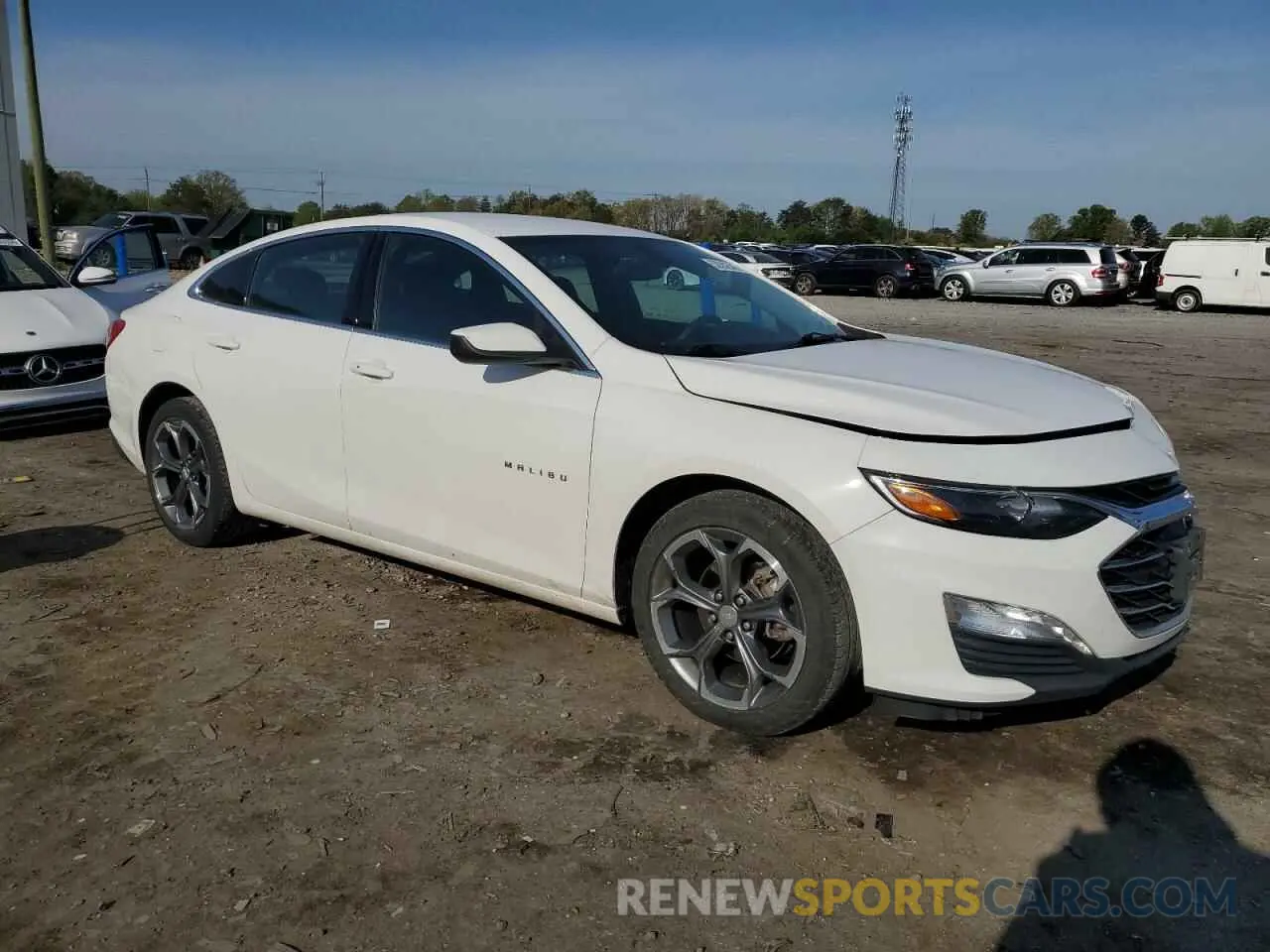 4 Photograph of a damaged car 1G1ZD5ST5LF124226 CHEVROLET MALIBU 2020