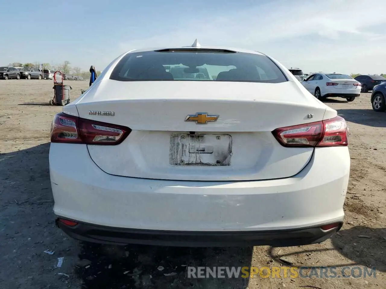 6 Photograph of a damaged car 1G1ZD5ST5LF124226 CHEVROLET MALIBU 2020