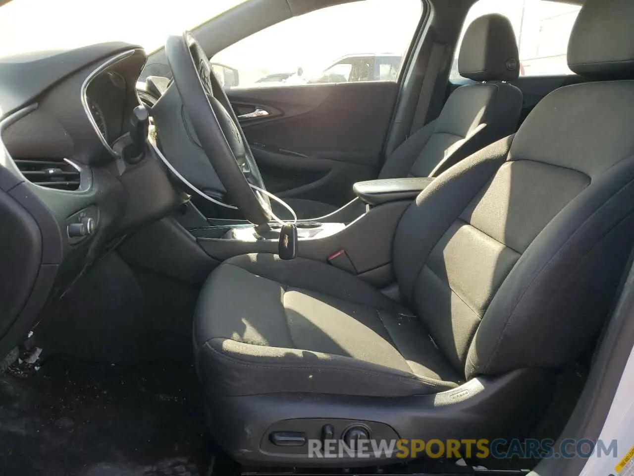 7 Photograph of a damaged car 1G1ZD5ST5LF124226 CHEVROLET MALIBU 2020