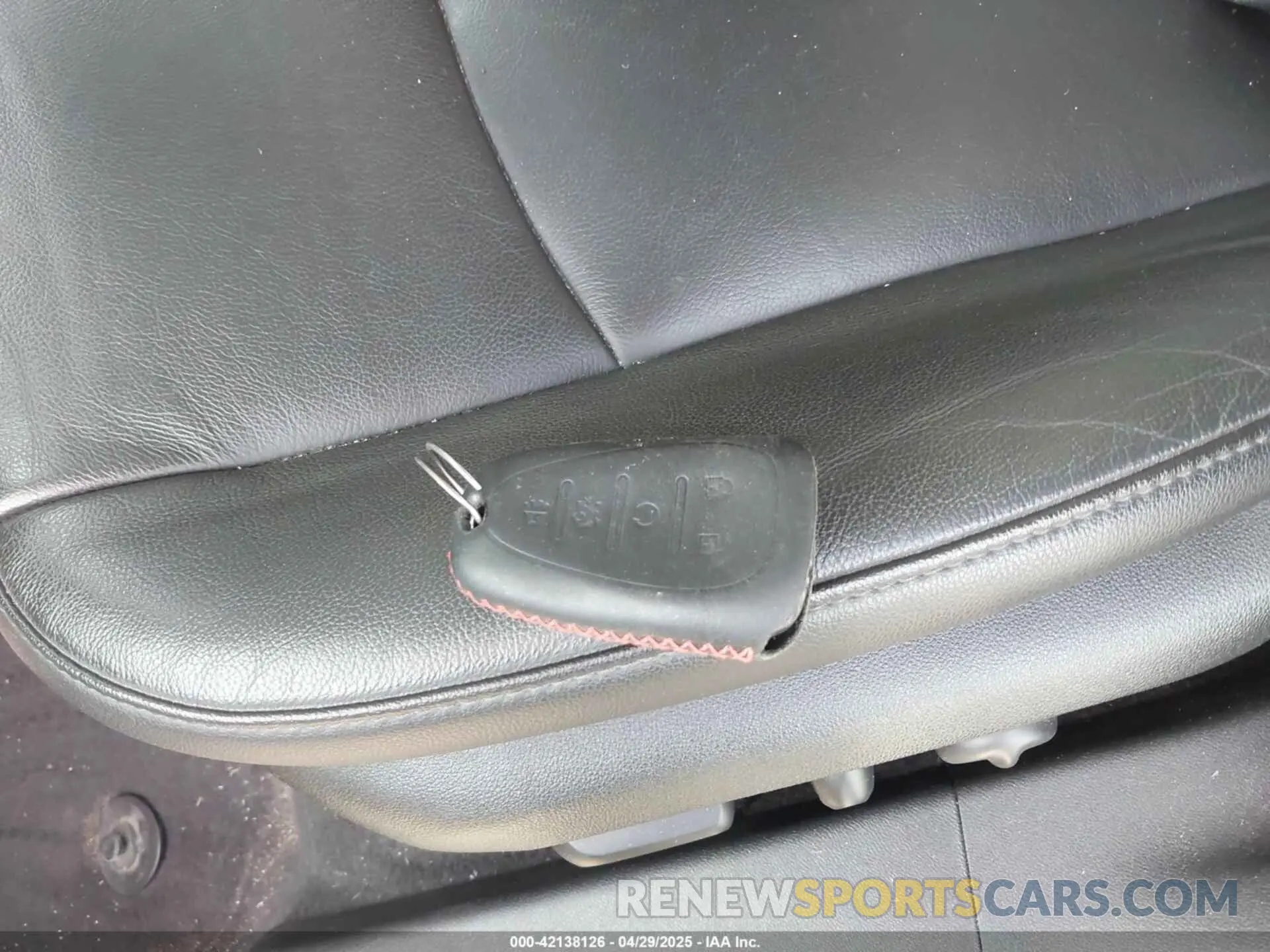 11 Photograph of a damaged car 1G1ZD5ST5LF153922 CHEVROLET MALIBU 2020