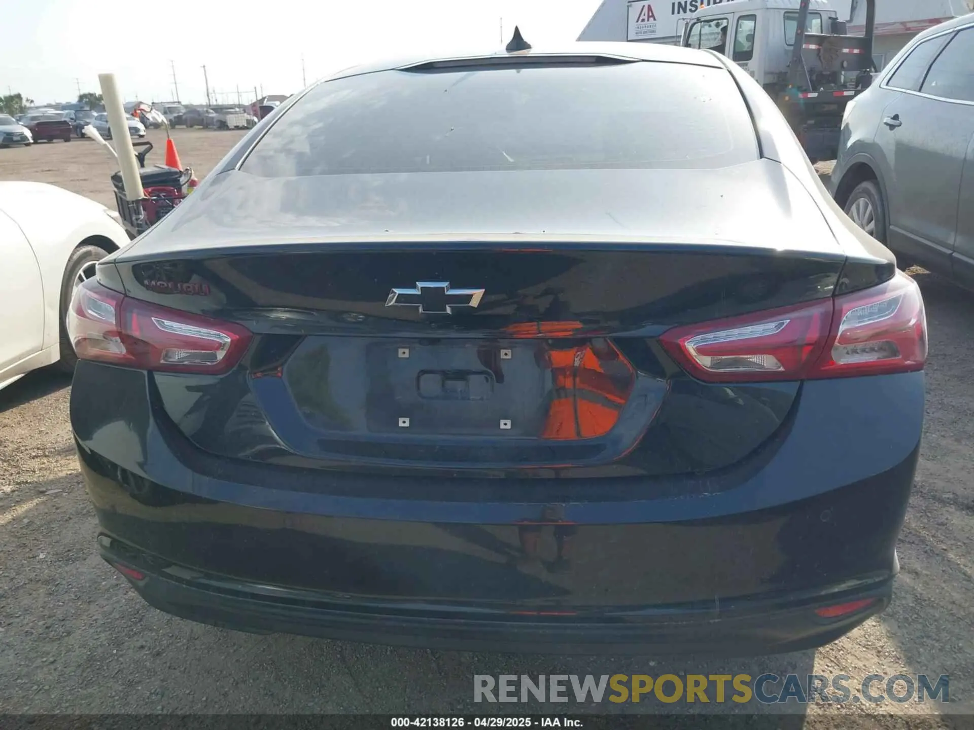 17 Photograph of a damaged car 1G1ZD5ST5LF153922 CHEVROLET MALIBU 2020