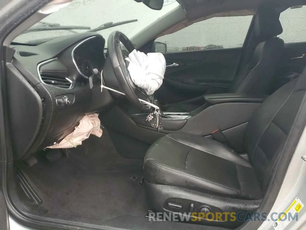 7 Photograph of a damaged car 1G1ZD5ST5LF154374 CHEVROLET MALIBU 2020