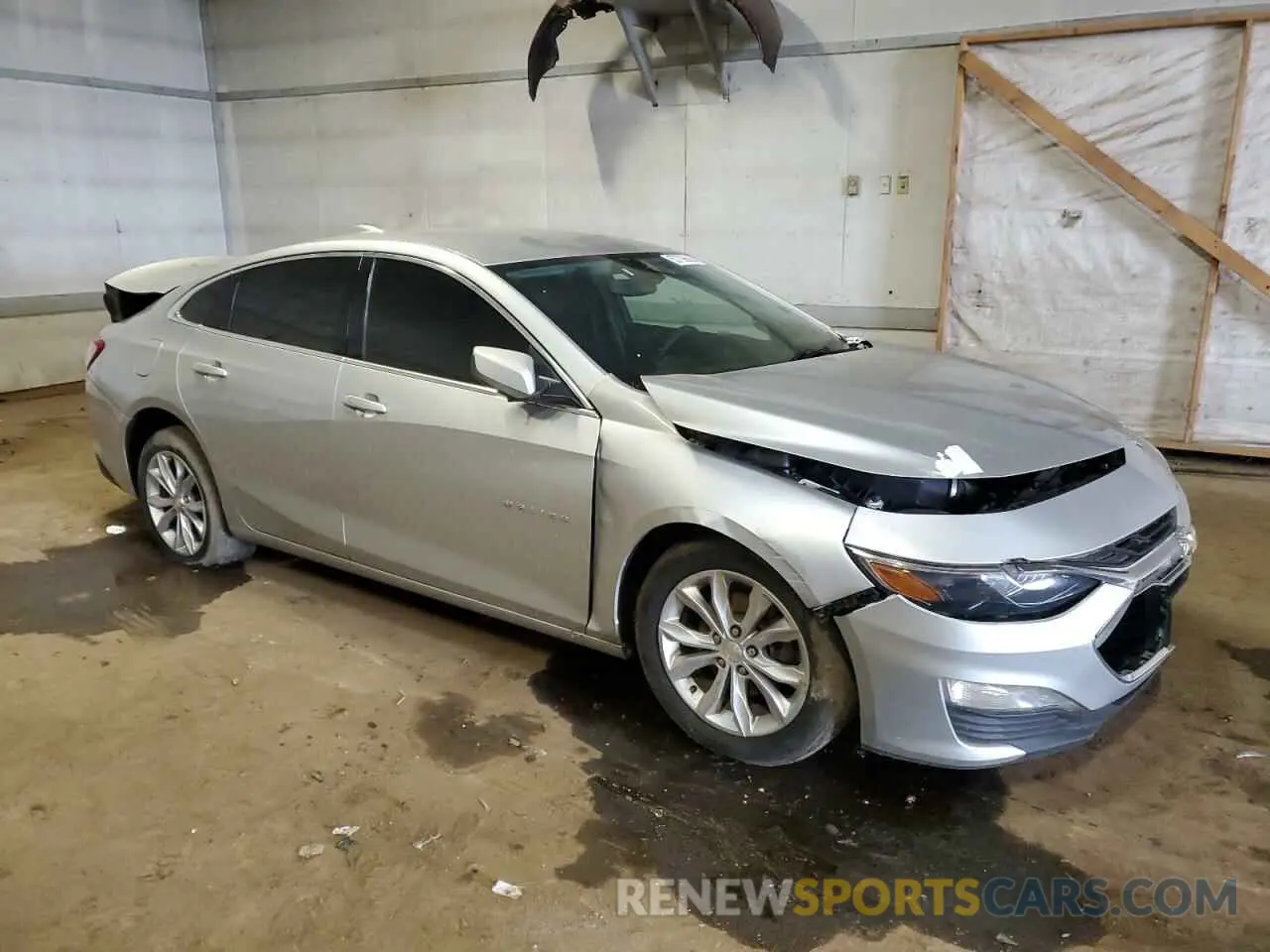 4 Photograph of a damaged car 1G1ZD5ST6LF001552 CHEVROLET MALIBU 2020