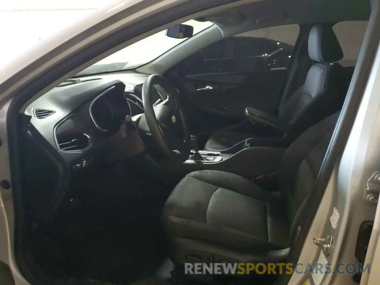 7 Photograph of a damaged car 1G1ZD5ST6LF001552 CHEVROLET MALIBU 2020