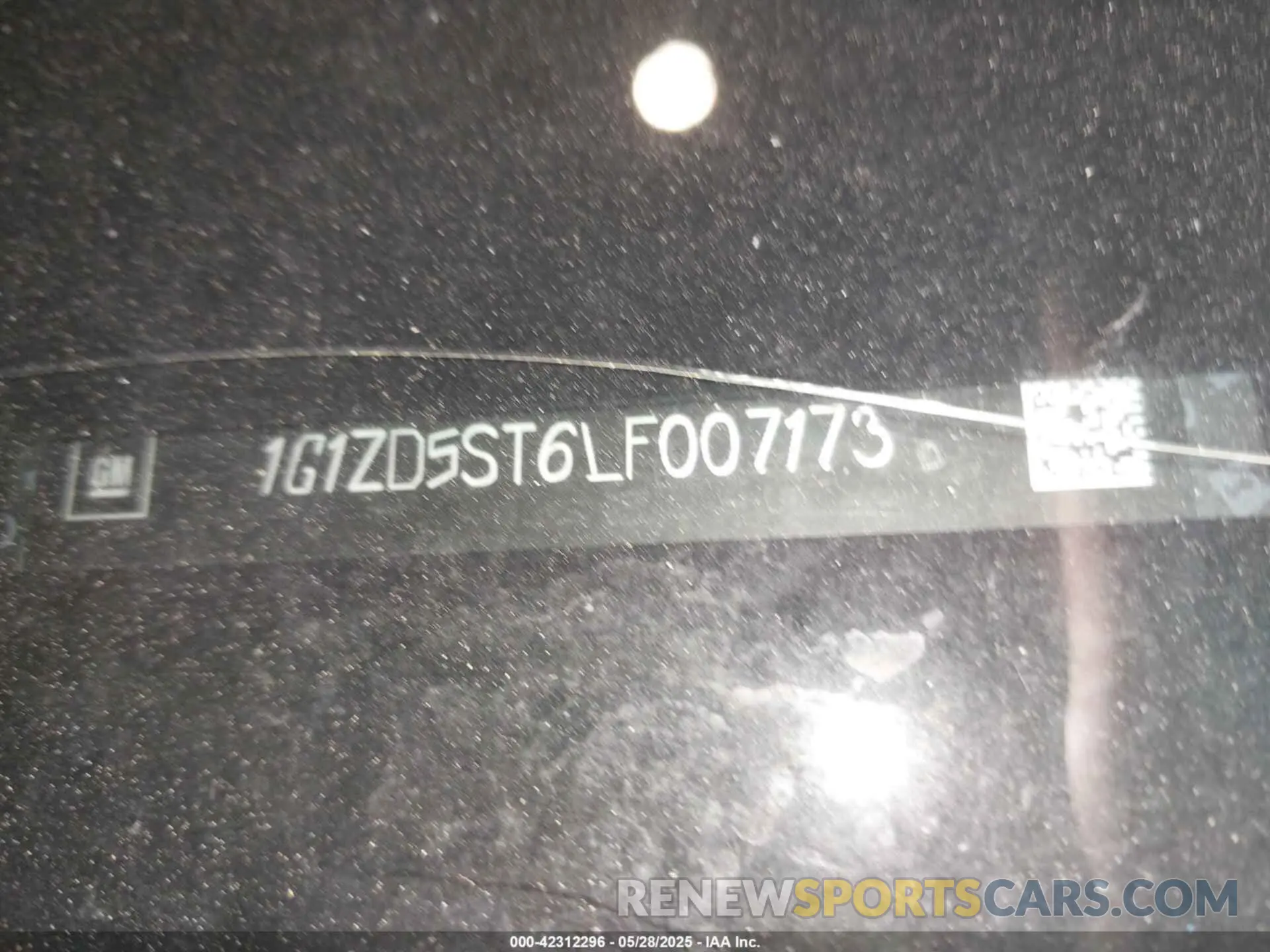 9 Photograph of a damaged car 1G1ZD5ST6LF007173 CHEVROLET MALIBU 2020