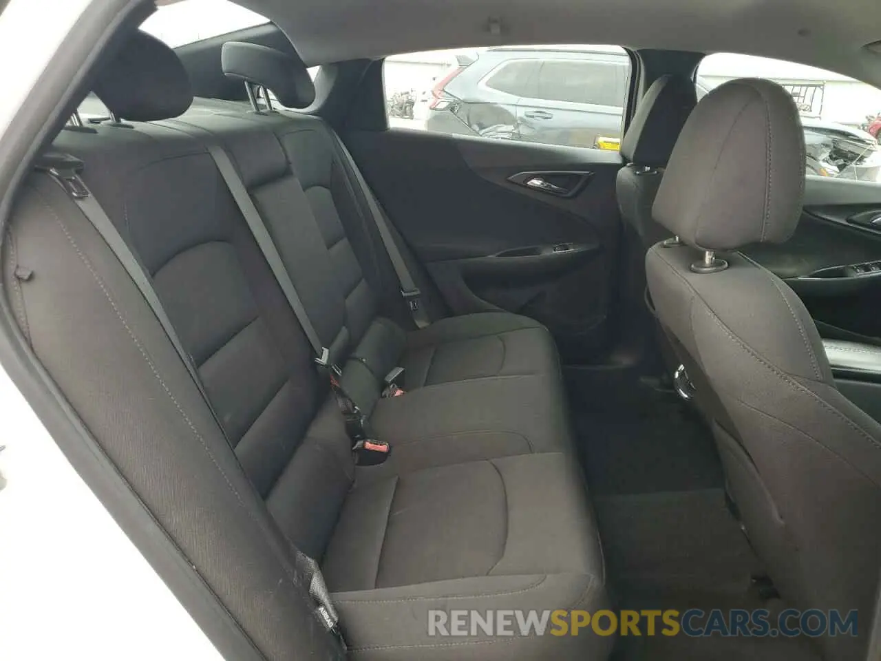 10 Photograph of a damaged car 1G1ZD5ST6LF014852 CHEVROLET MALIBU 2020