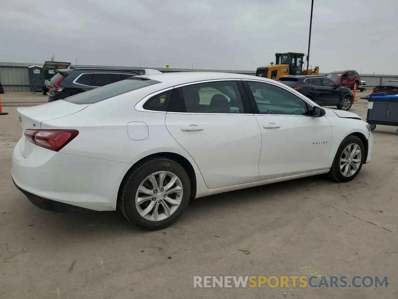 3 Photograph of a damaged car 1G1ZD5ST6LF014852 CHEVROLET MALIBU 2020
