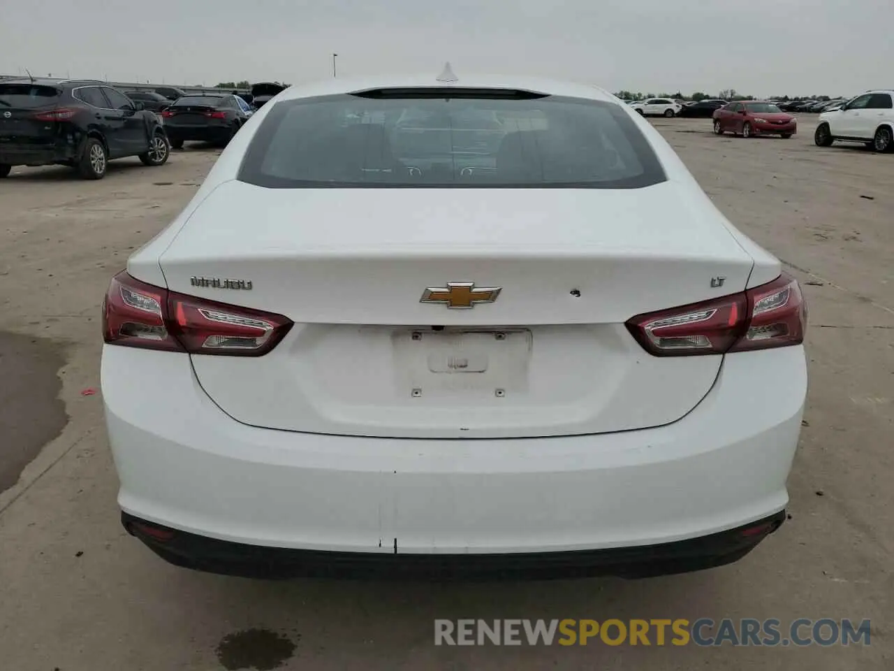 6 Photograph of a damaged car 1G1ZD5ST6LF014852 CHEVROLET MALIBU 2020