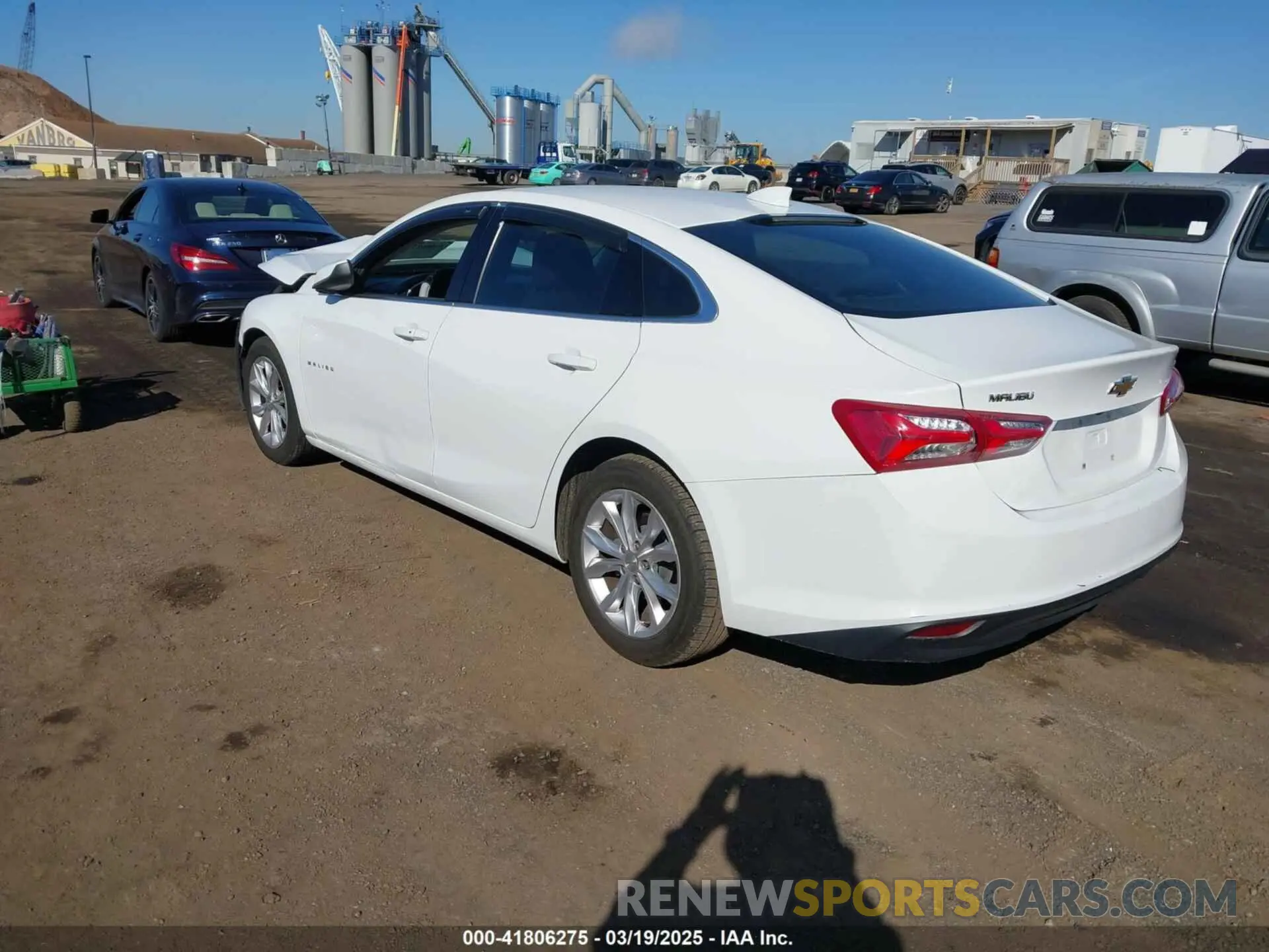 3 Photograph of a damaged car 1G1ZD5ST6LF026466 CHEVROLET MALIBU 2020