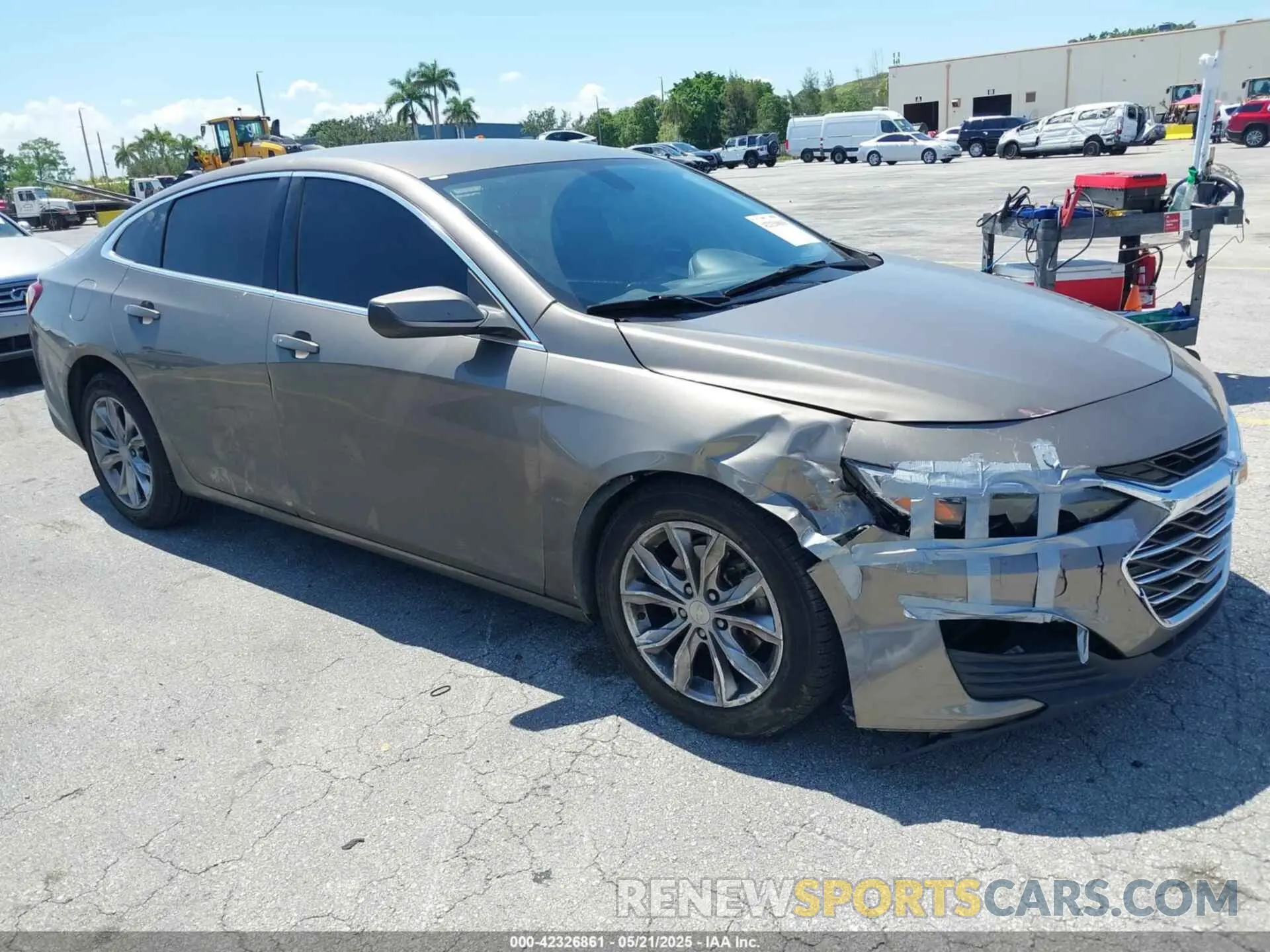 6 Photograph of a damaged car 1G1ZD5ST6LF027553 CHEVROLET MALIBU 2020