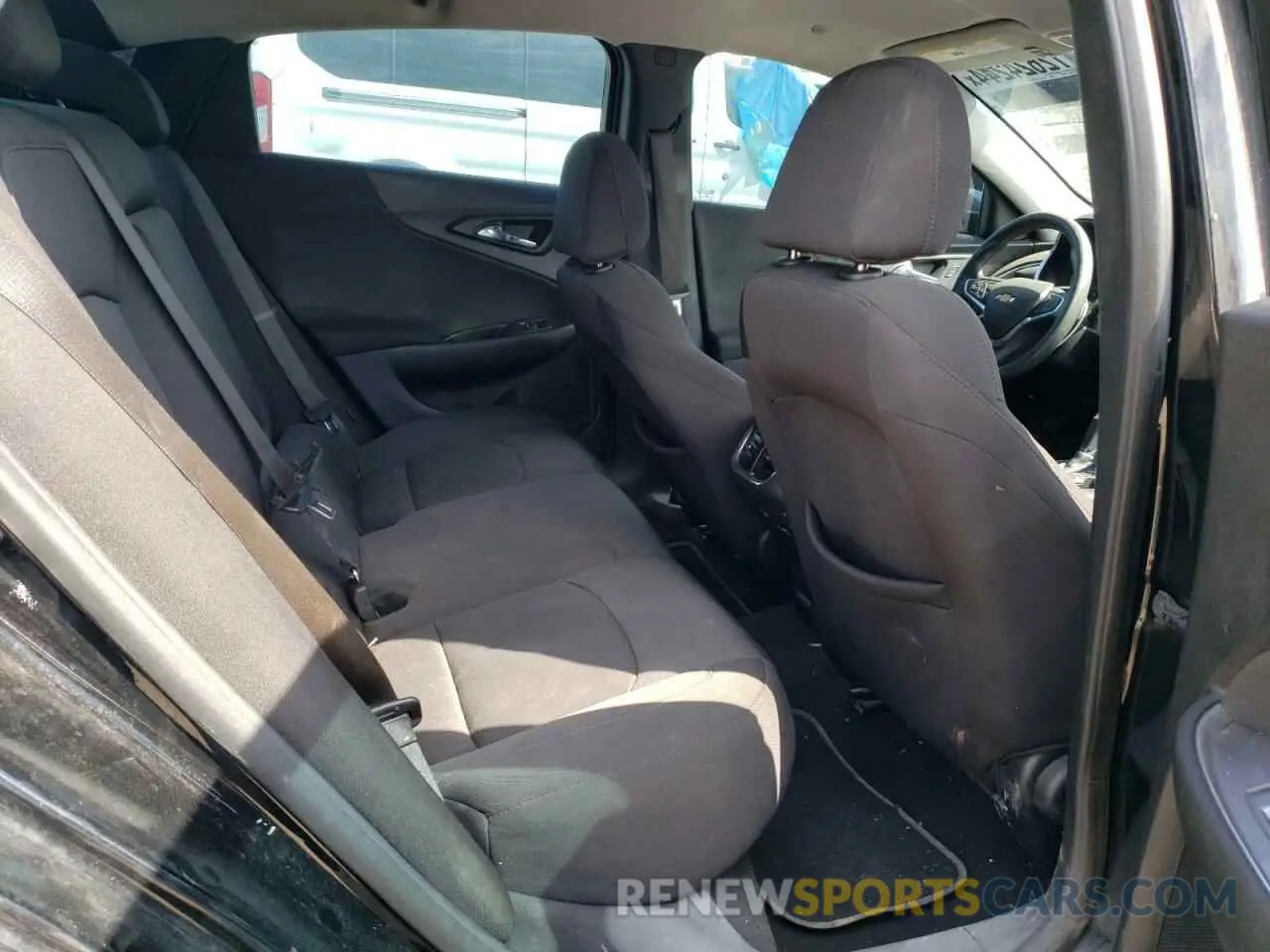 10 Photograph of a damaged car 1G1ZD5ST6LF042571 CHEVROLET MALIBU 2020