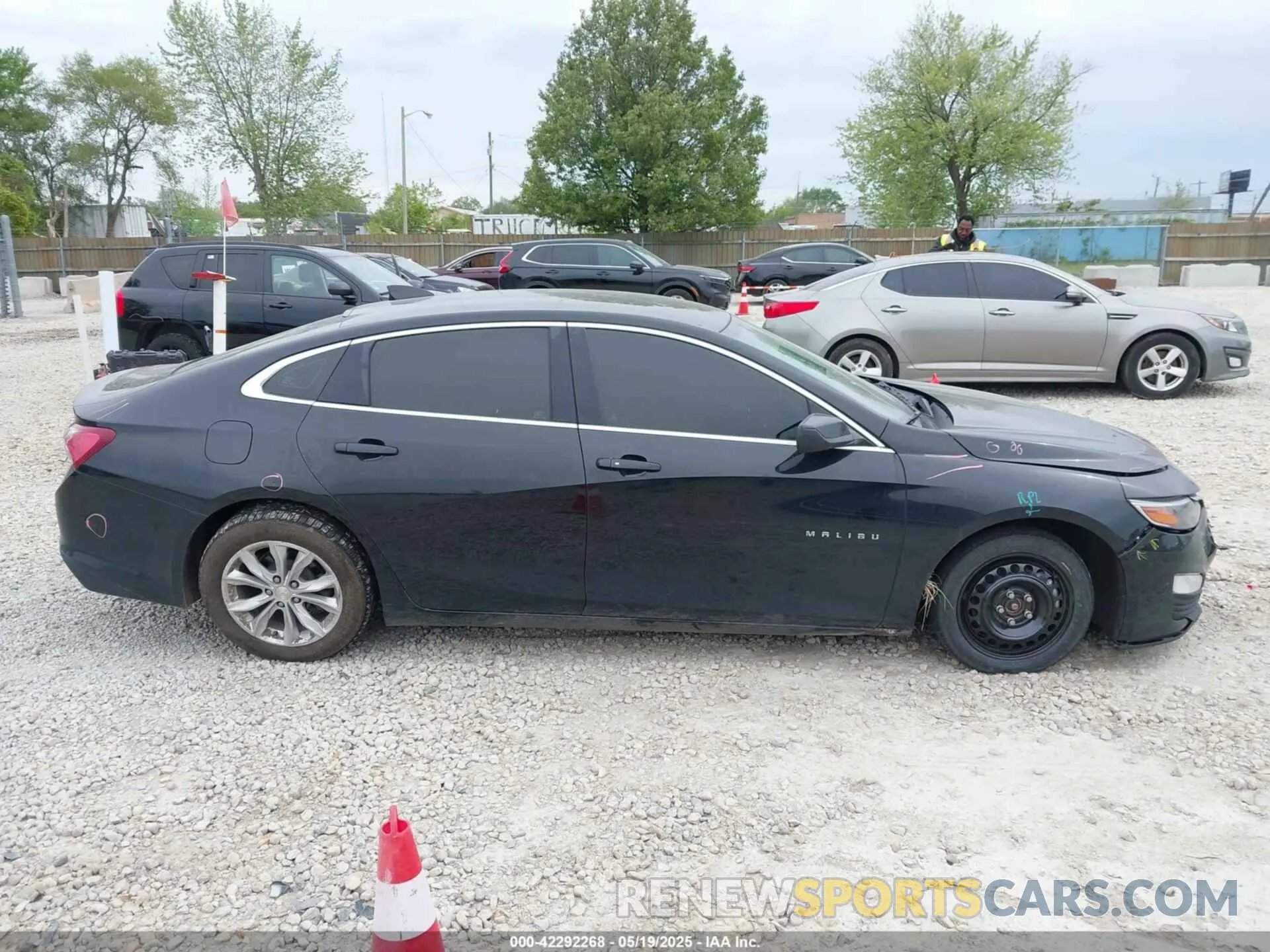 13 Photograph of a damaged car 1G1ZD5ST6LF043414 CHEVROLET MALIBU 2020