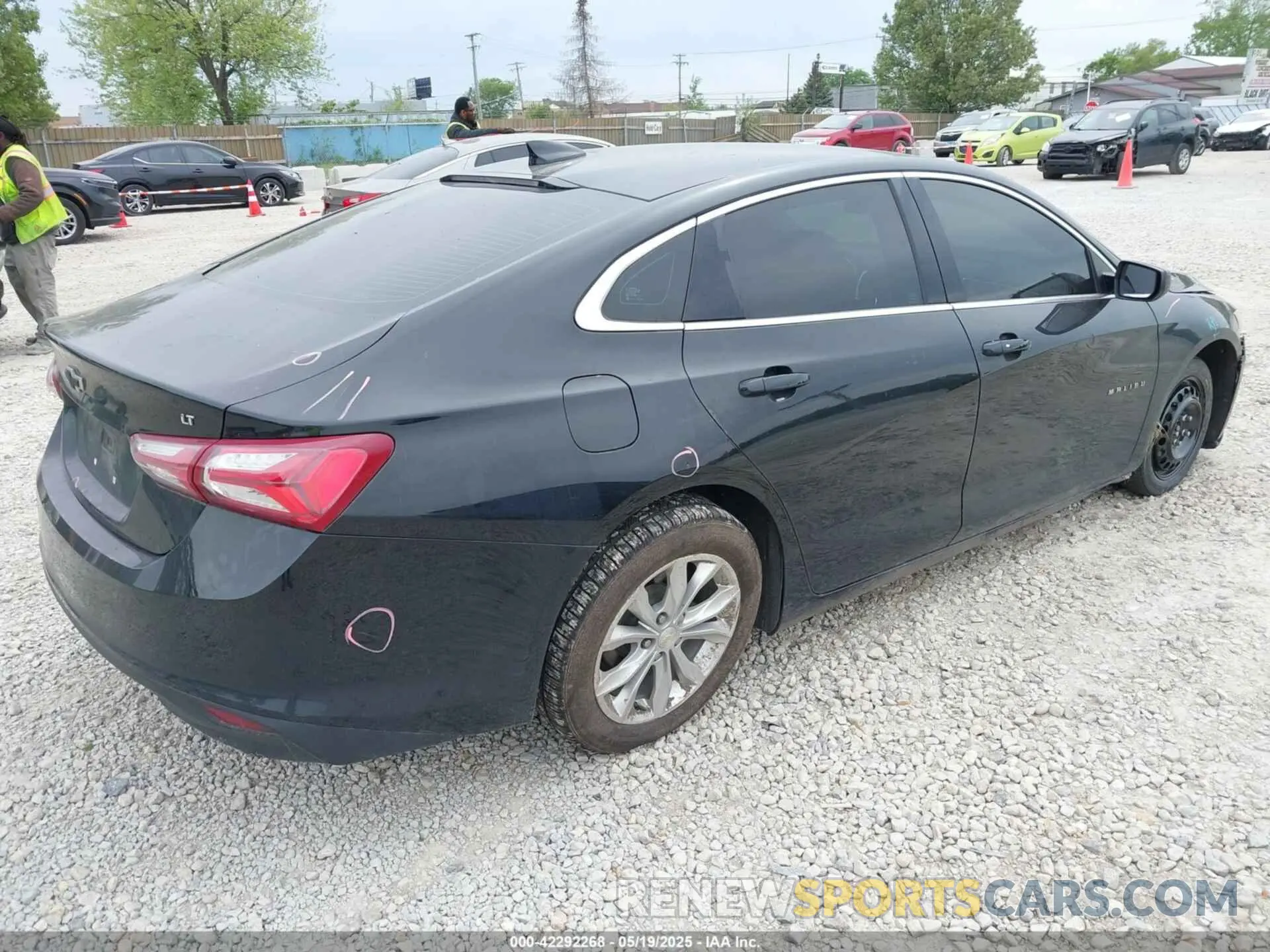 4 Photograph of a damaged car 1G1ZD5ST6LF043414 CHEVROLET MALIBU 2020