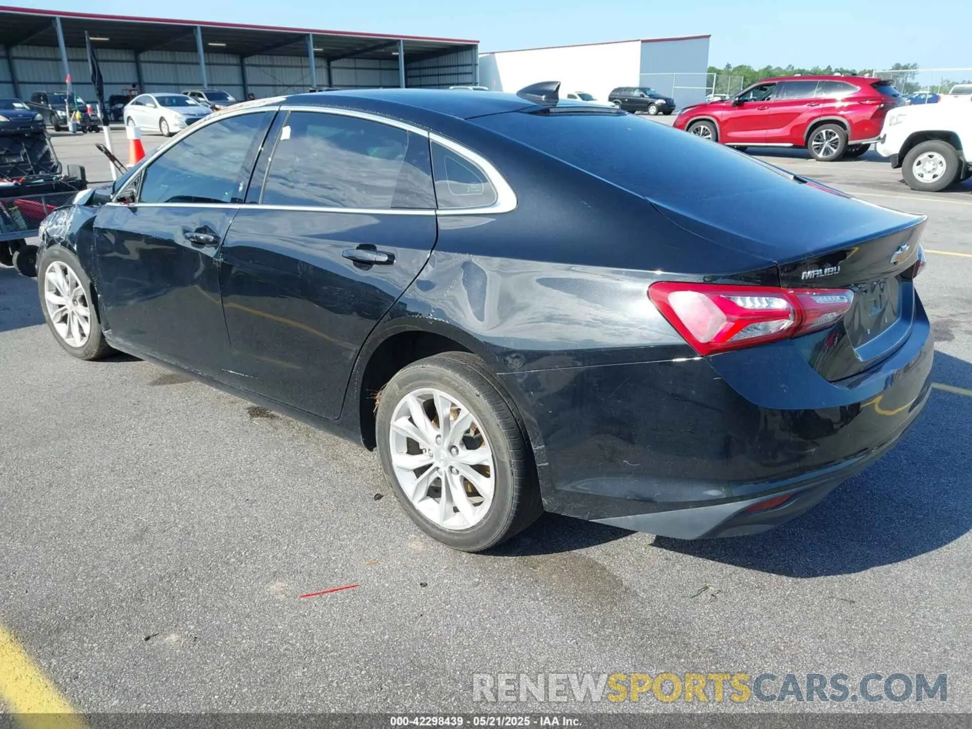 3 Photograph of a damaged car 1G1ZD5ST6LF053974 CHEVROLET MALIBU 2020