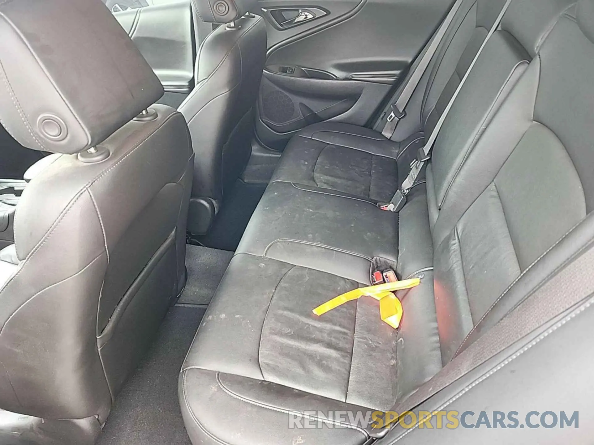 15 Photograph of a damaged car 1G1ZD5ST6LF060326 CHEVROLET MALIBU 2020