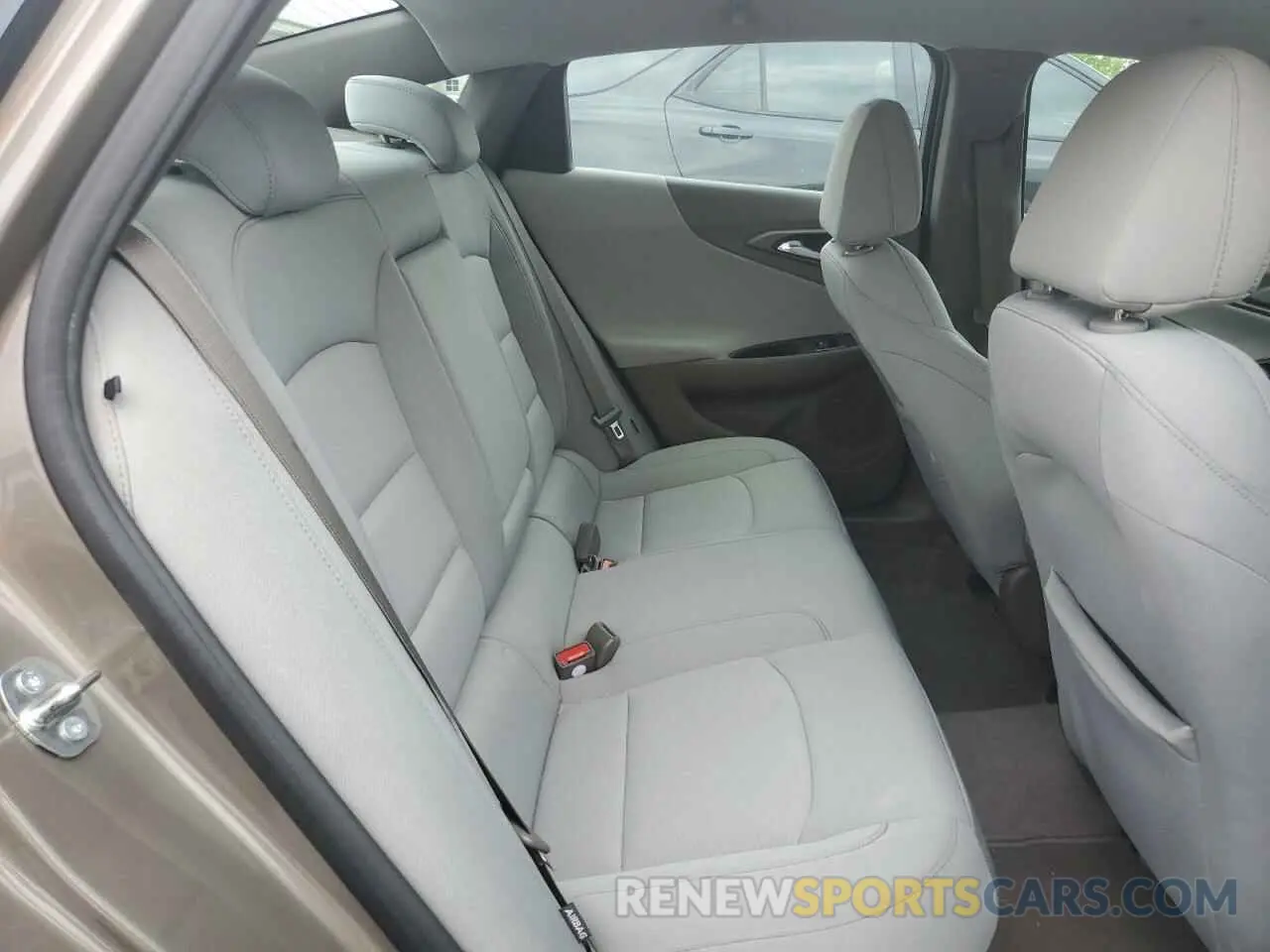 10 Photograph of a damaged car 1G1ZD5ST6LF062898 CHEVROLET MALIBU 2020