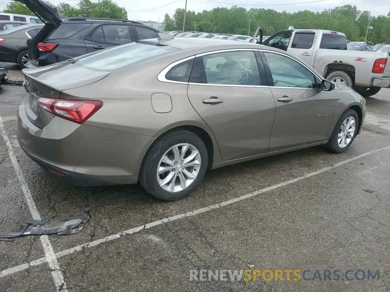 3 Photograph of a damaged car 1G1ZD5ST6LF062898 CHEVROLET MALIBU 2020