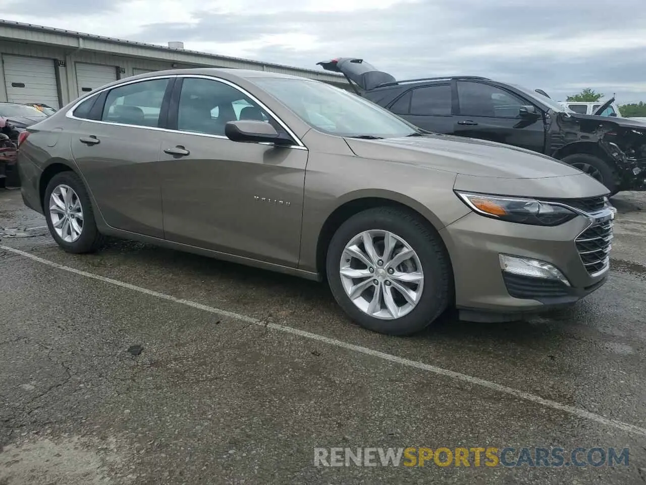 4 Photograph of a damaged car 1G1ZD5ST6LF062898 CHEVROLET MALIBU 2020