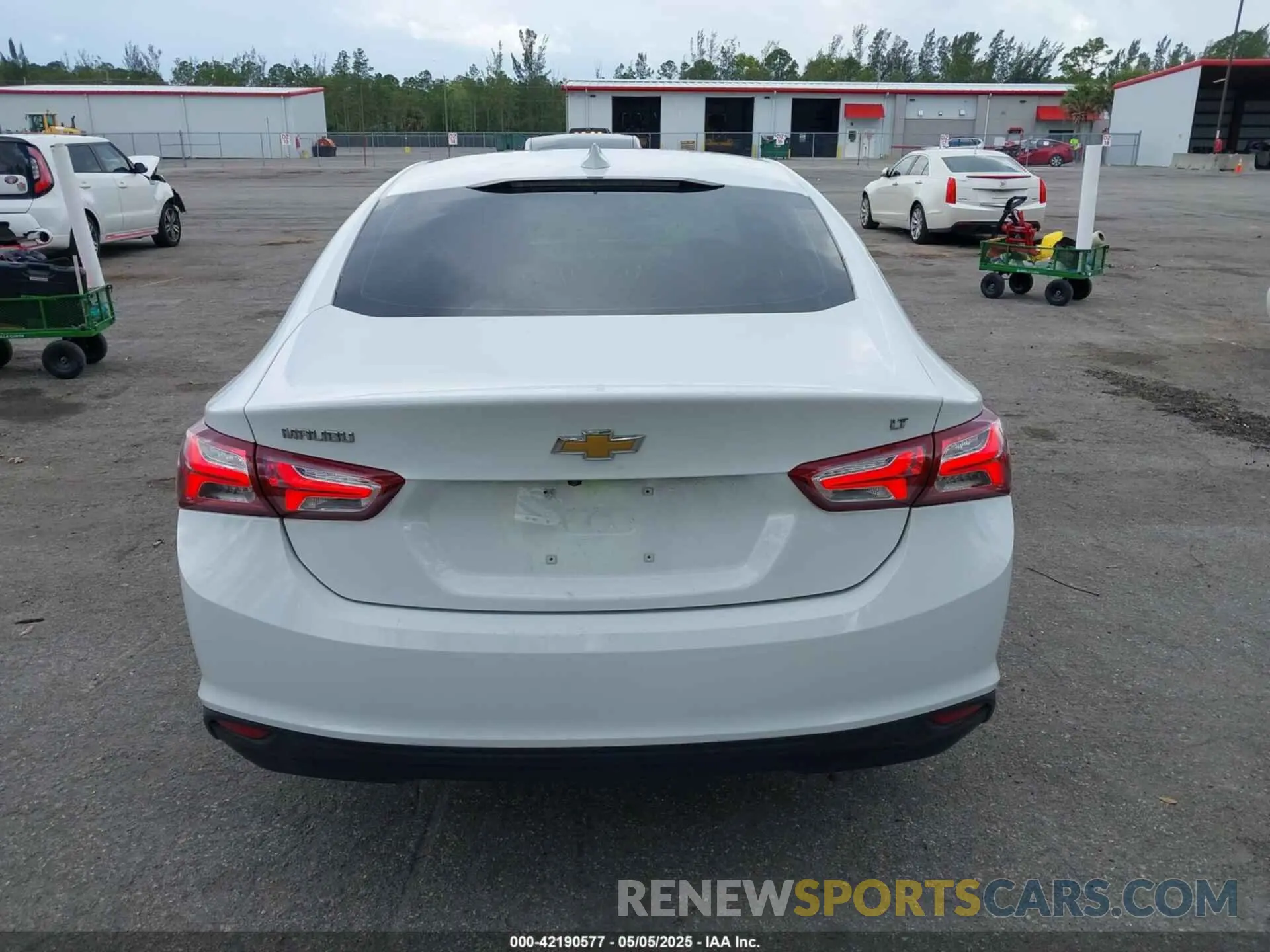 16 Photograph of a damaged car 1G1ZD5ST6LF099904 CHEVROLET MALIBU 2020