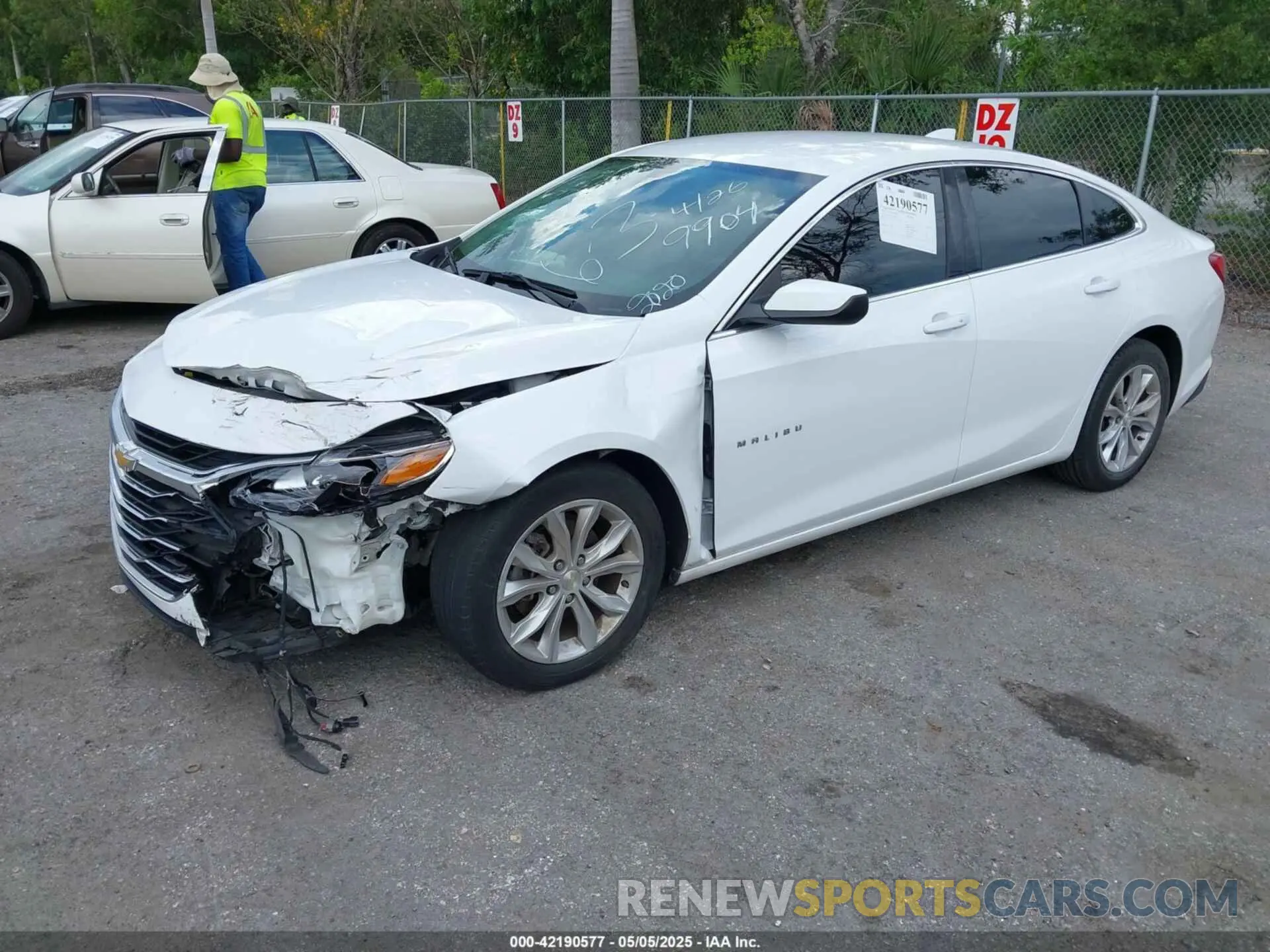 2 Photograph of a damaged car 1G1ZD5ST6LF099904 CHEVROLET MALIBU 2020