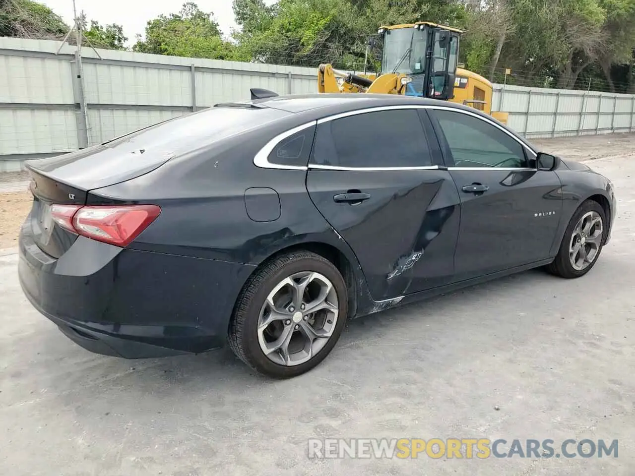 3 Photograph of a damaged car 1G1ZD5ST6LF102154 CHEVROLET MALIBU 2020
