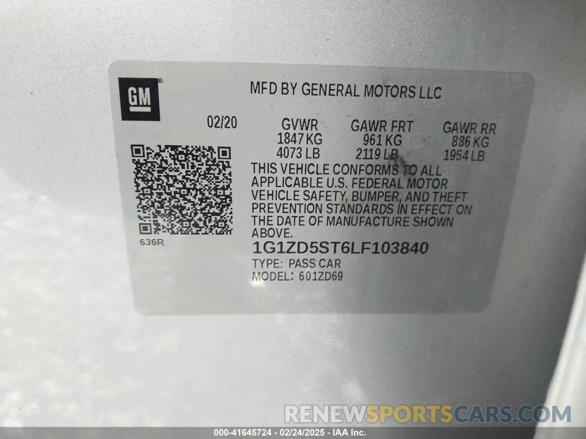 9 Photograph of a damaged car 1G1ZD5ST6LF103840 CHEVROLET MALIBU 2020