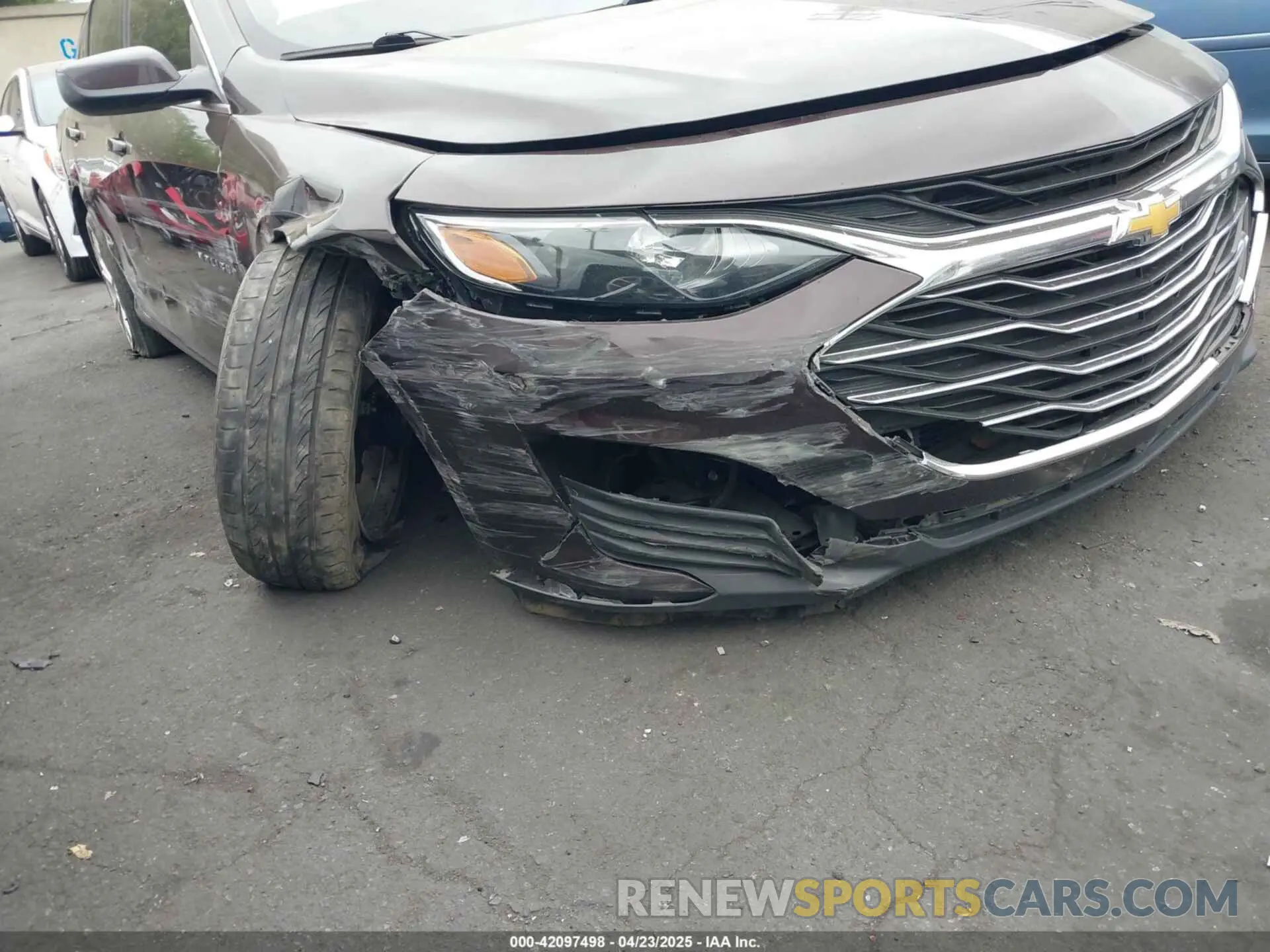 19 Photograph of a damaged car 1G1ZD5ST6LF103966 CHEVROLET MALIBU 2020