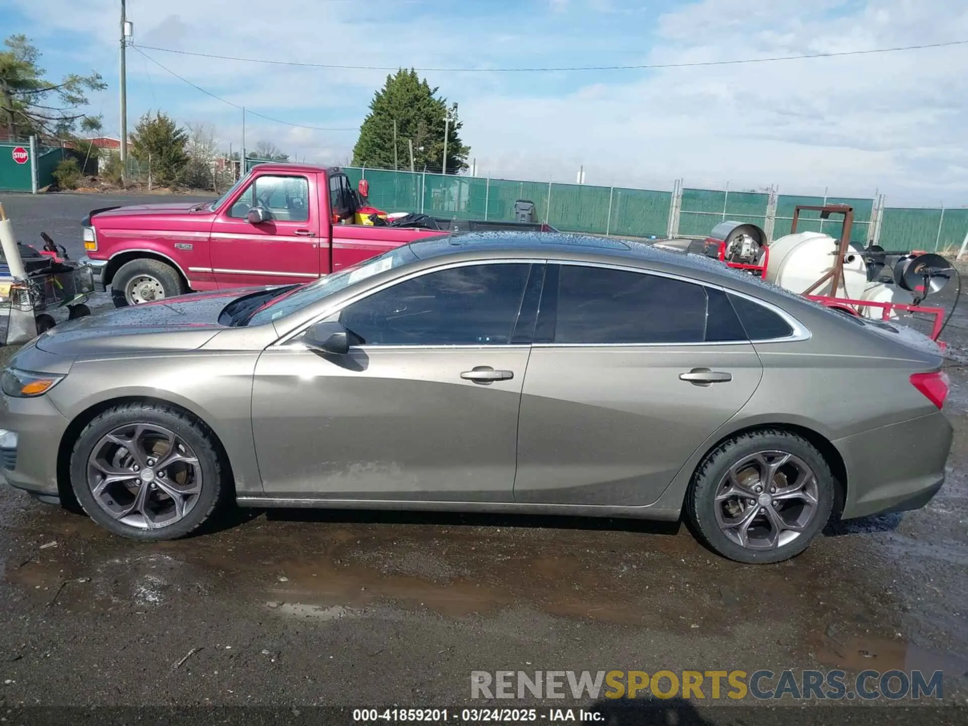 14 Photograph of a damaged car 1G1ZD5ST6LF111825 CHEVROLET MALIBU 2020