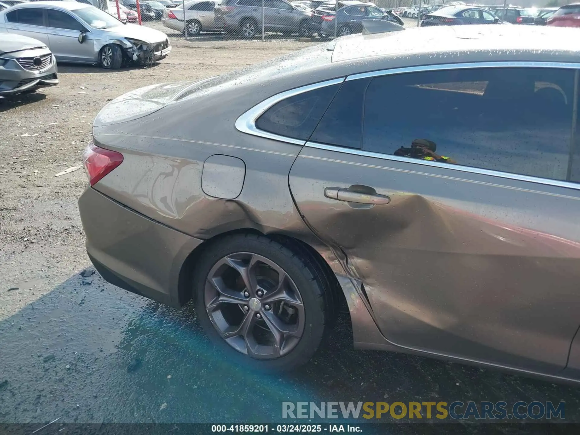 6 Photograph of a damaged car 1G1ZD5ST6LF111825 CHEVROLET MALIBU 2020