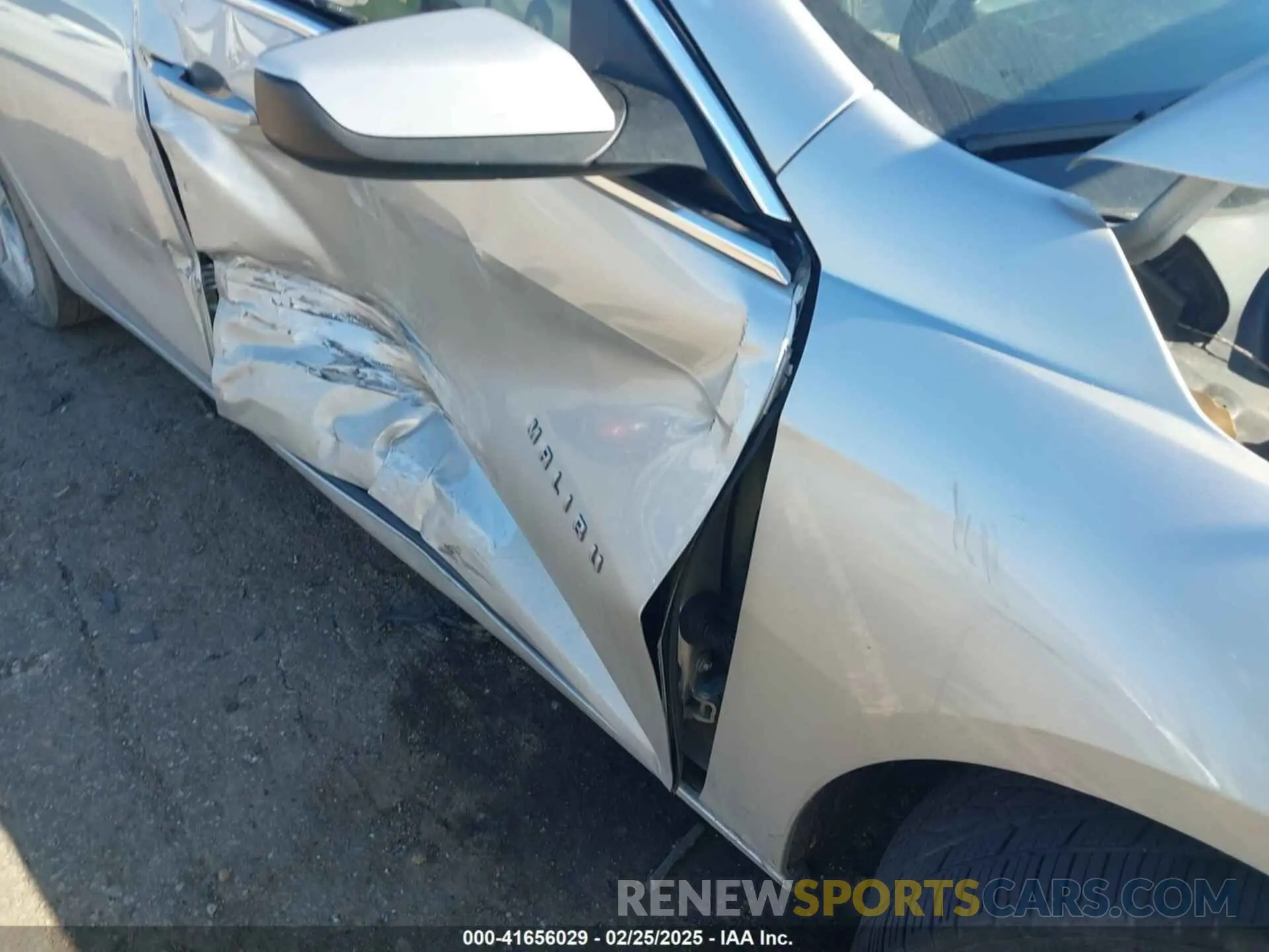 6 Photograph of a damaged car 1G1ZD5ST6LF134778 CHEVROLET MALIBU 2020