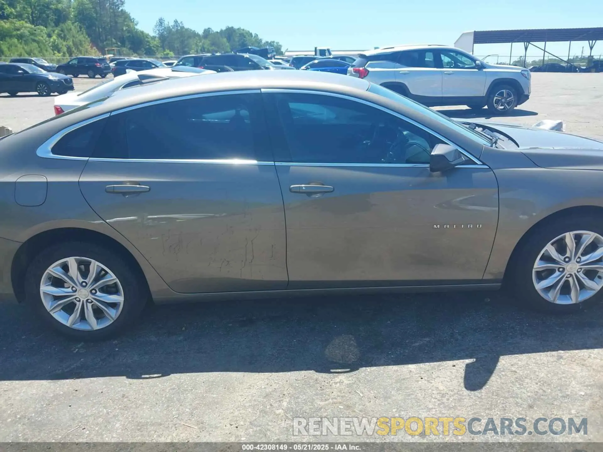 13 Photograph of a damaged car 1G1ZD5ST7LF010292 CHEVROLET MALIBU 2020