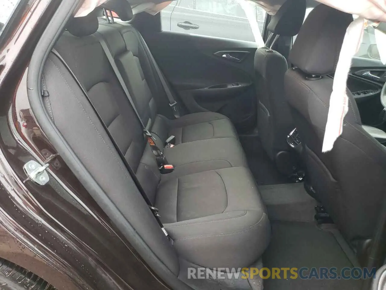 10 Photograph of a damaged car 1G1ZD5ST7LF018974 CHEVROLET MALIBU 2020
