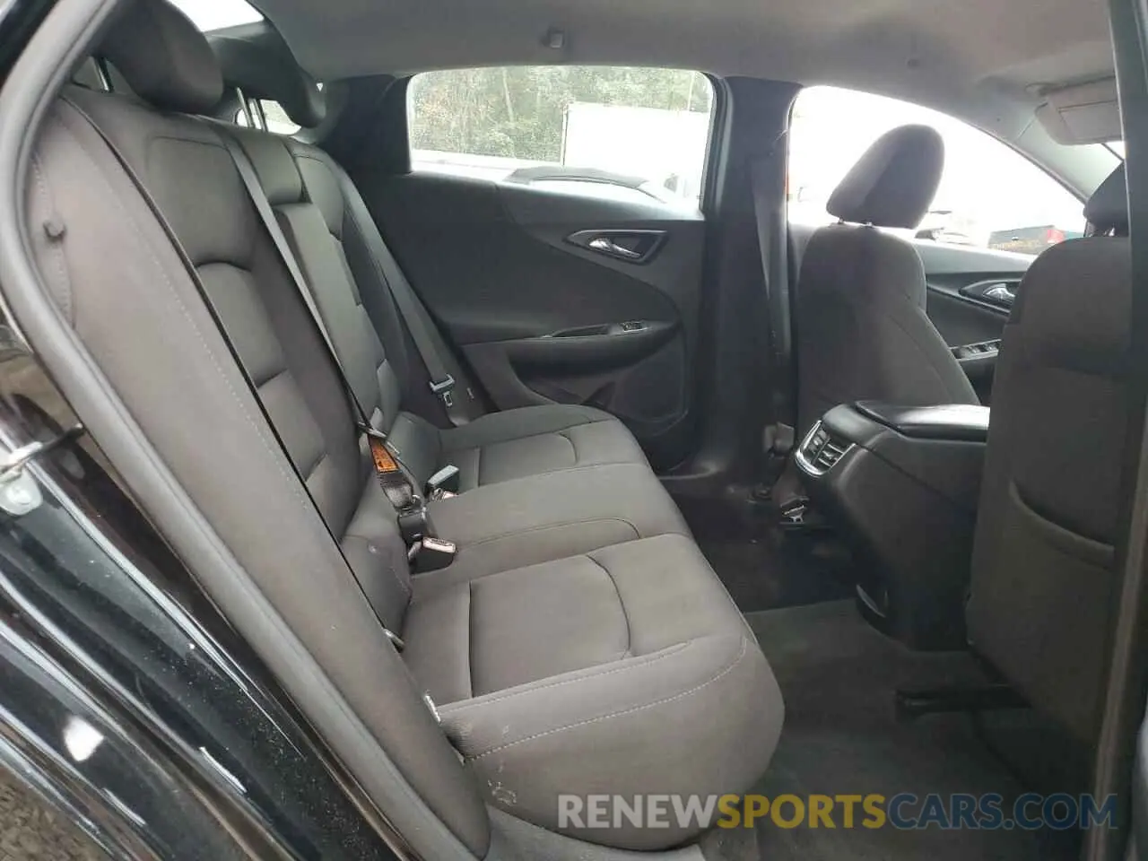 10 Photograph of a damaged car 1G1ZD5ST7LF026234 CHEVROLET MALIBU 2020