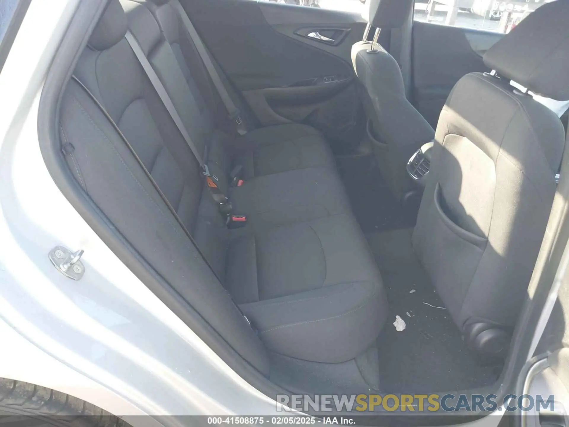 8 Photograph of a damaged car 1G1ZD5ST7LF048850 CHEVROLET MALIBU 2020
