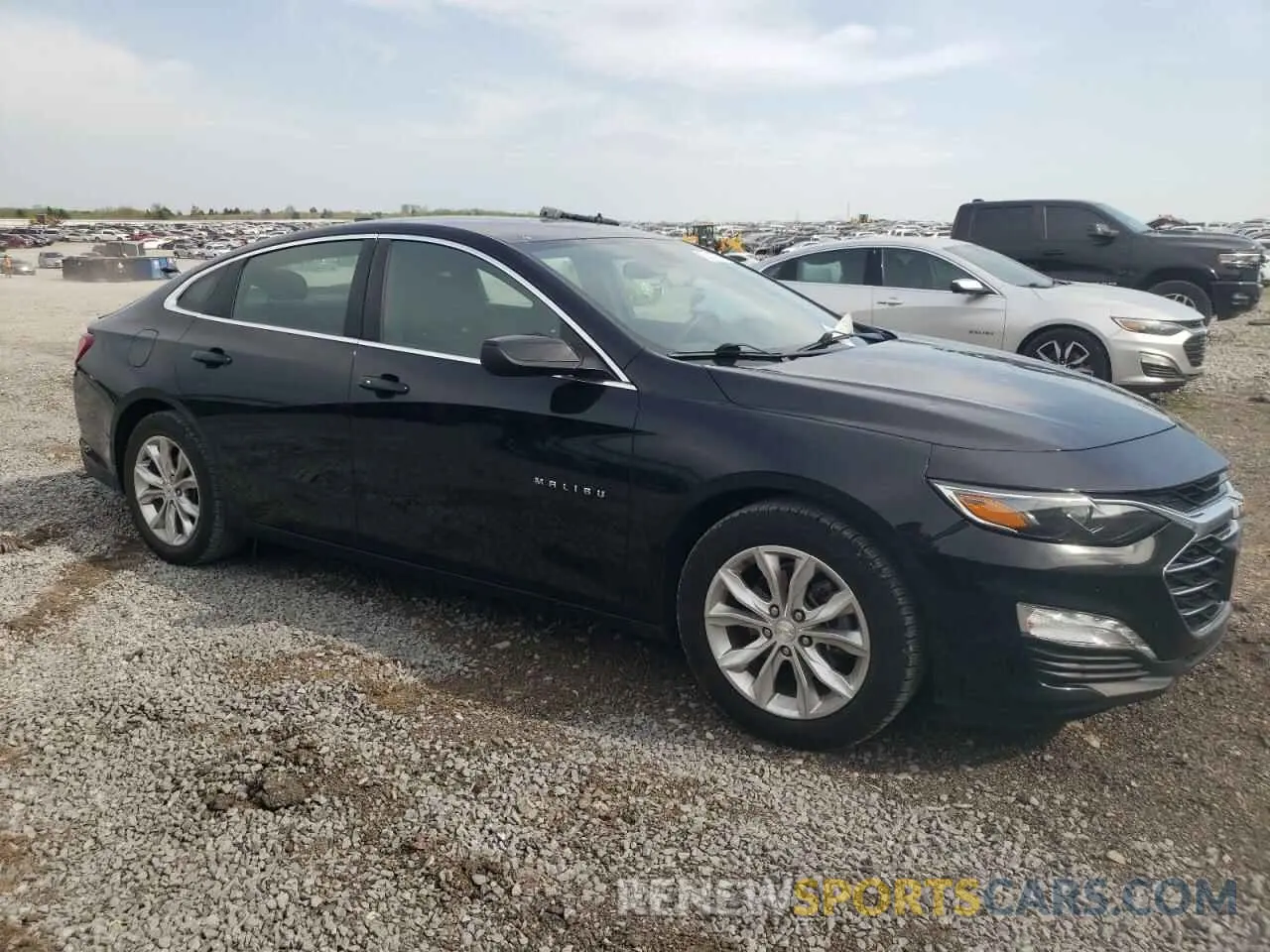 4 Photograph of a damaged car 1G1ZD5ST7LF052817 CHEVROLET MALIBU 2020