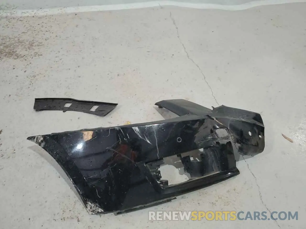 12 Photograph of a damaged car 1G1ZD5ST7LF066684 CHEVROLET MALIBU 2020