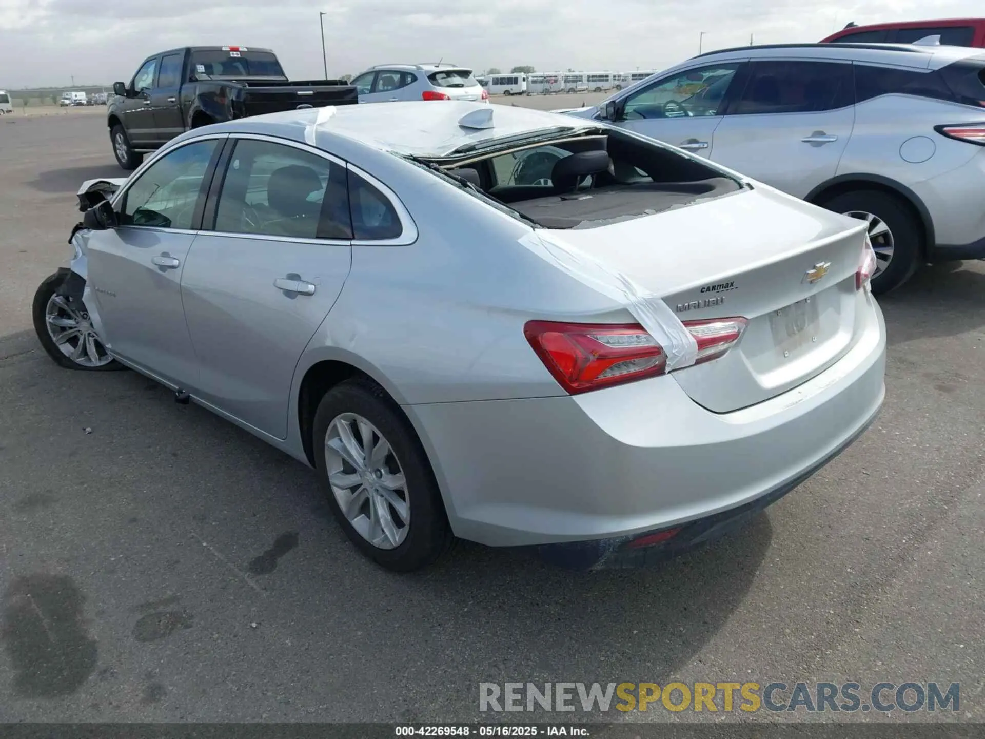3 Photograph of a damaged car 1G1ZD5ST7LF089009 CHEVROLET MALIBU 2020