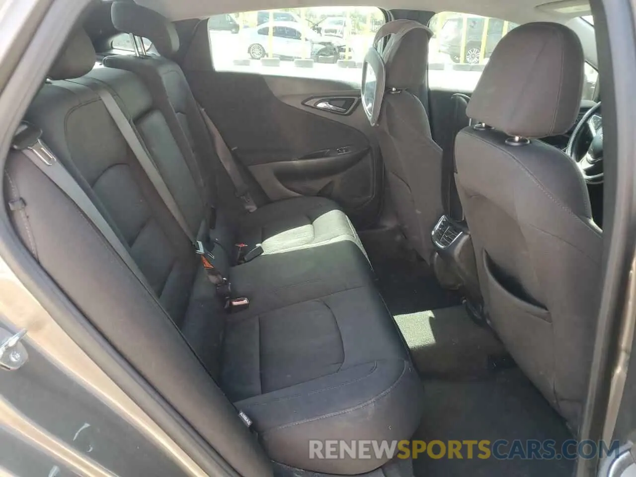 10 Photograph of a damaged car 1G1ZD5ST7LF091794 CHEVROLET MALIBU 2020